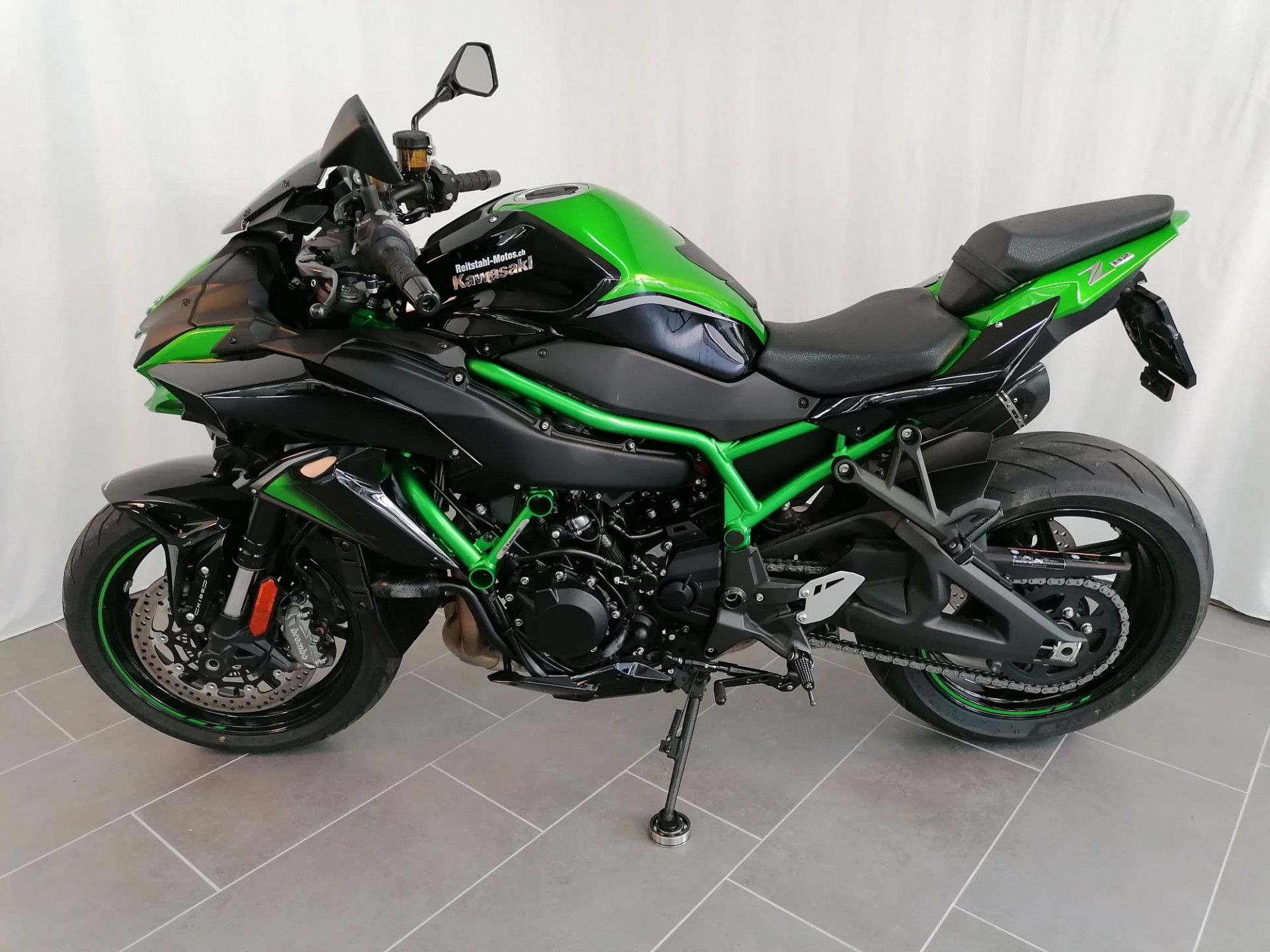 KAWASAKI Z H2-showroom-element-3