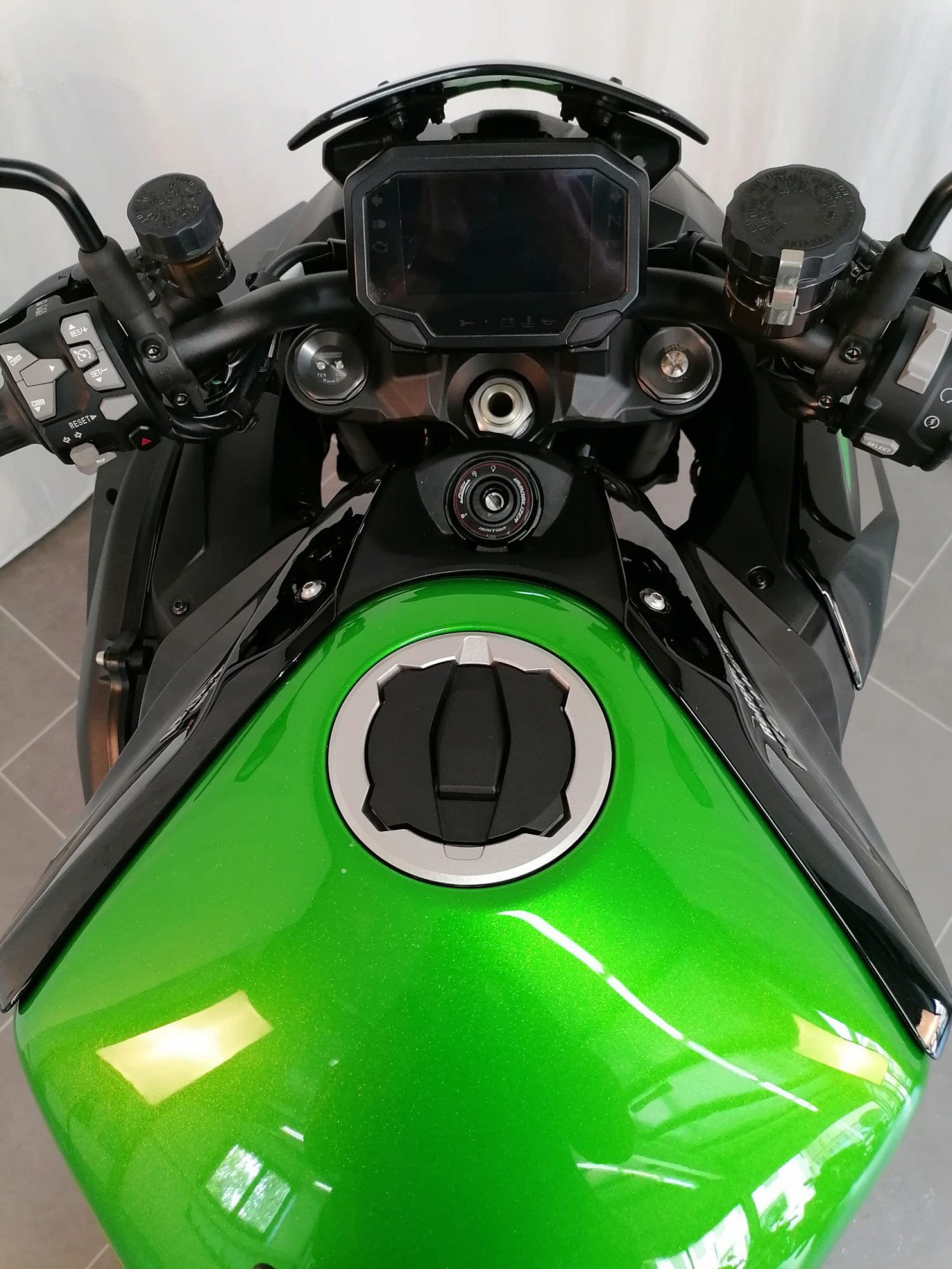 KAWASAKI Z H2-image-4