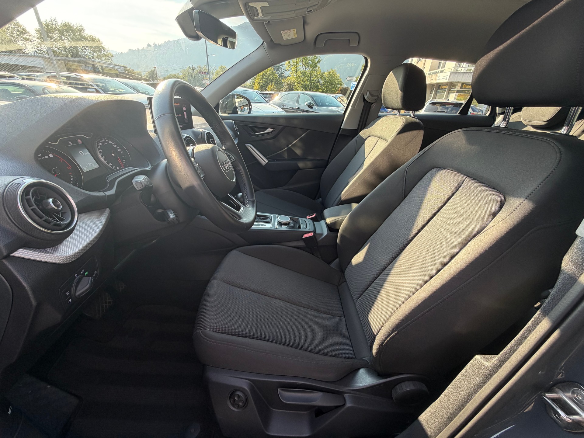 AUDI Q2 35 TFSI Sport S-tronic-image-8