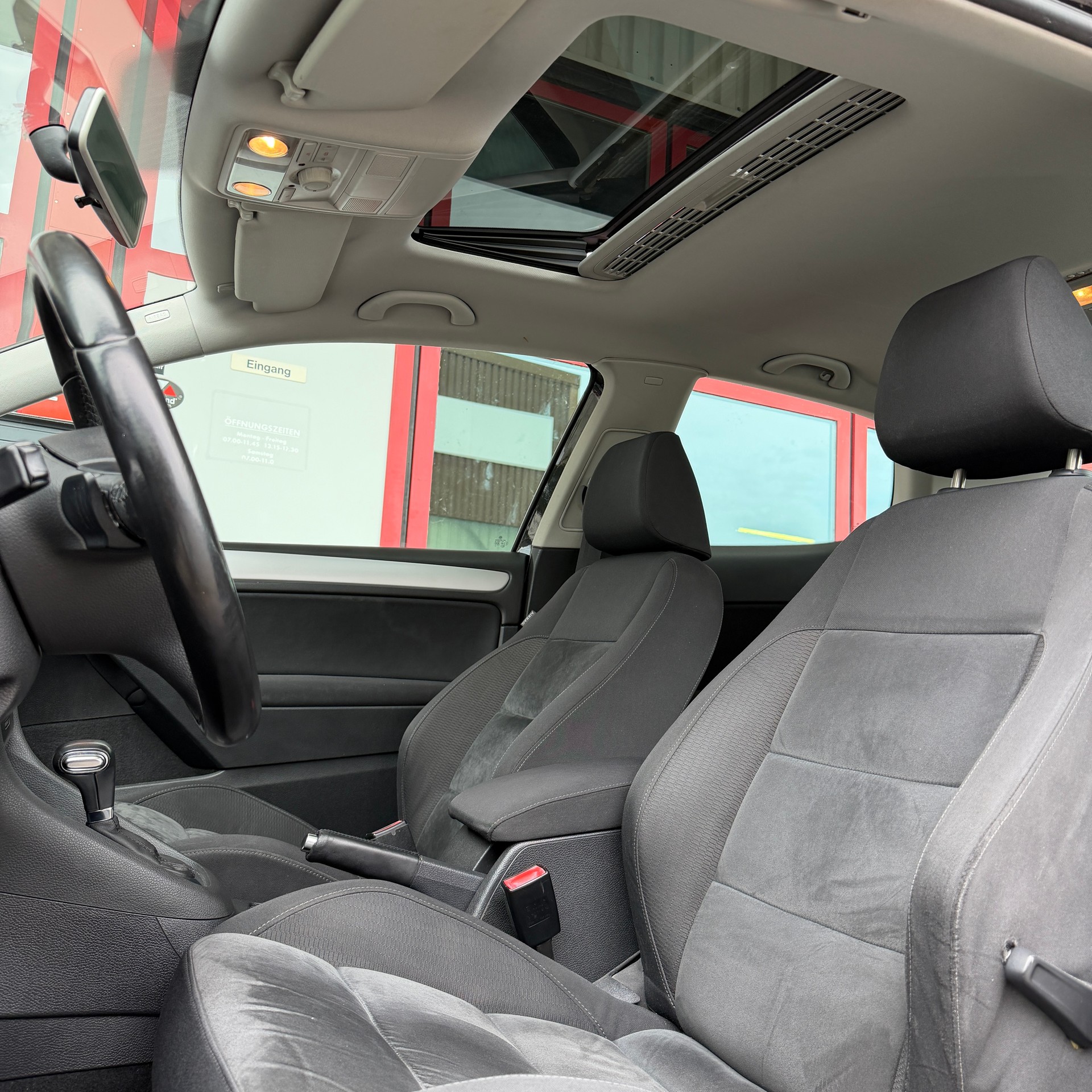 VW Golf 1.4 TSI Comfortline DSG-image-6