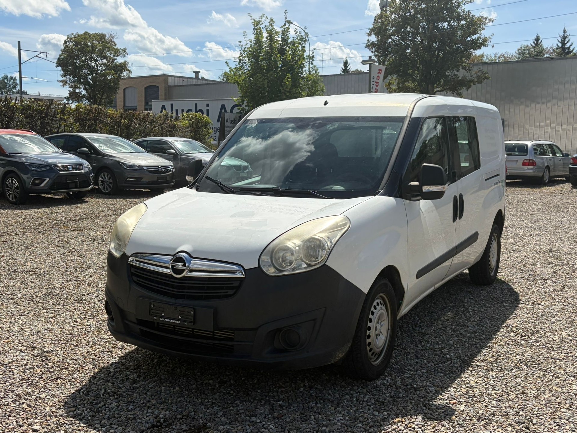 OPEL Combo 1.4 CNG Turbo ecoFLEX 2.4 L1H2-image-0