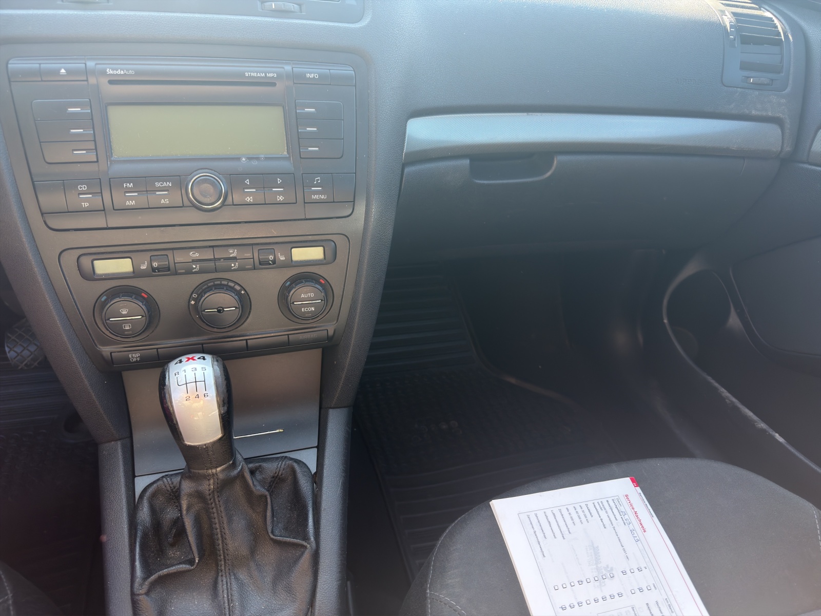 SKODA Octavia 2.0 4x4-image-7