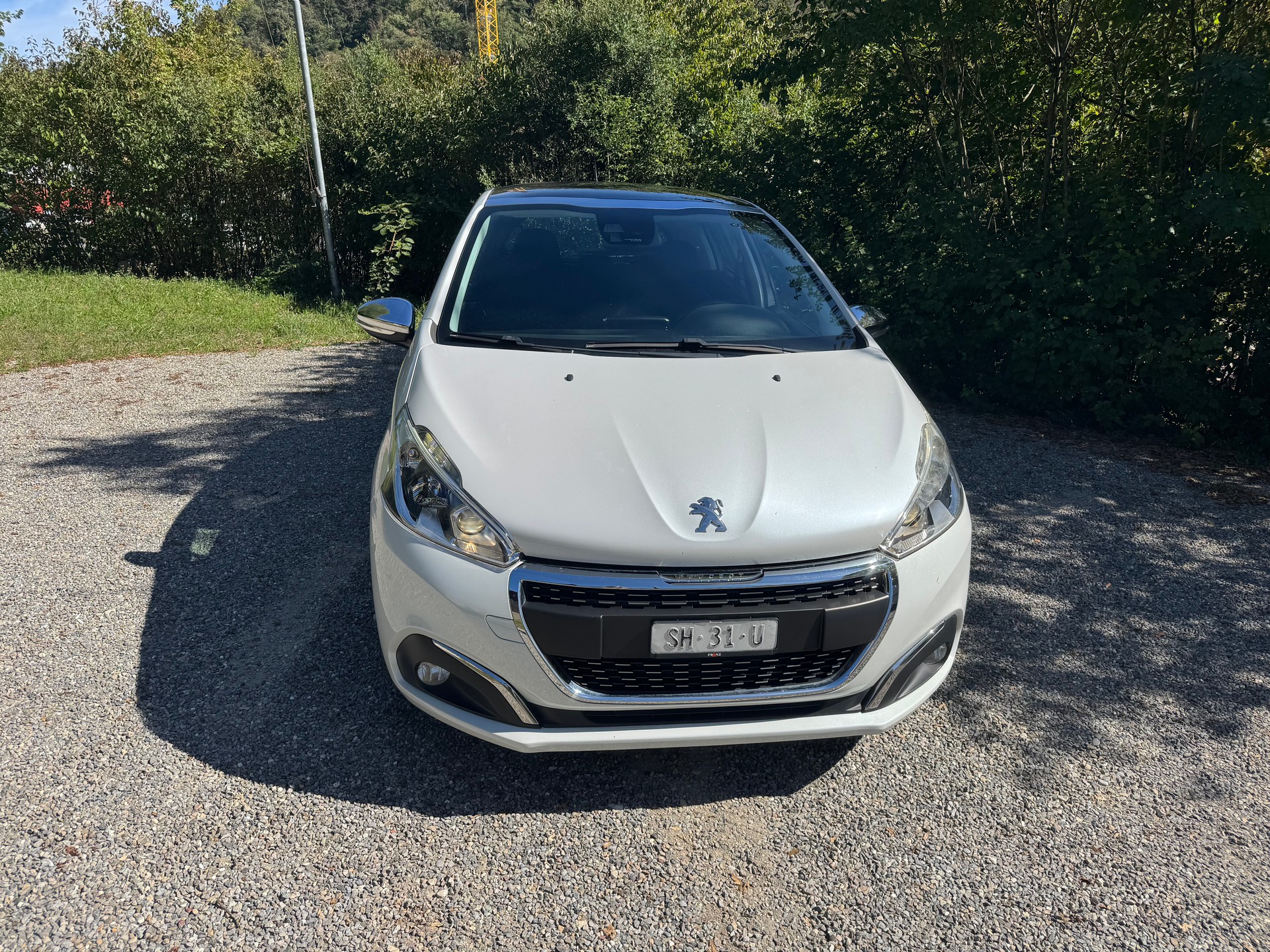 PEUGEOT 208 1.2 PureTech Active EAT6-image-1