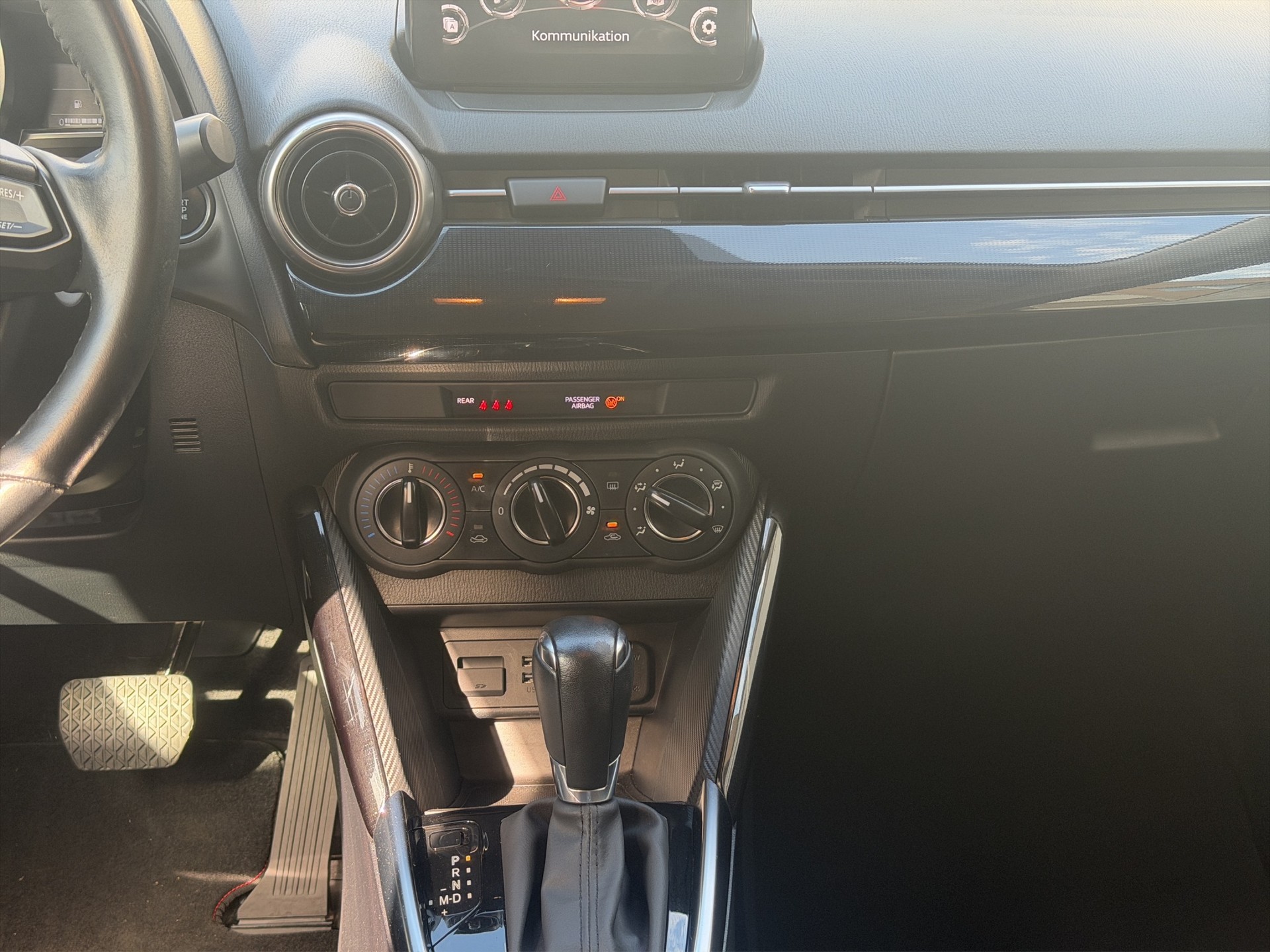MAZDA 2 SKYACTIV-G 90 Ambition Plus Automat-image-14