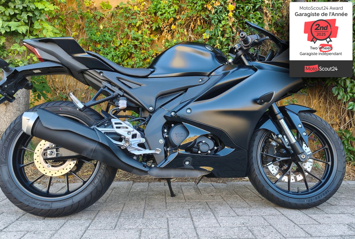 YAMAHA YZF-R 125 ABS-image-1