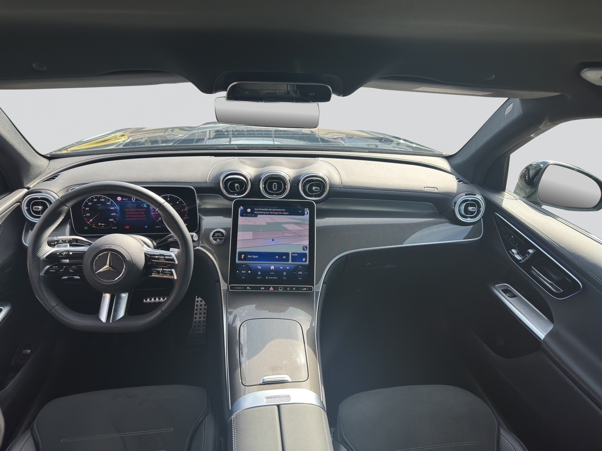 MERCEDES-BENZ GLC 300 d 4Matic 9G-Tronic AMG Line Night-image-5