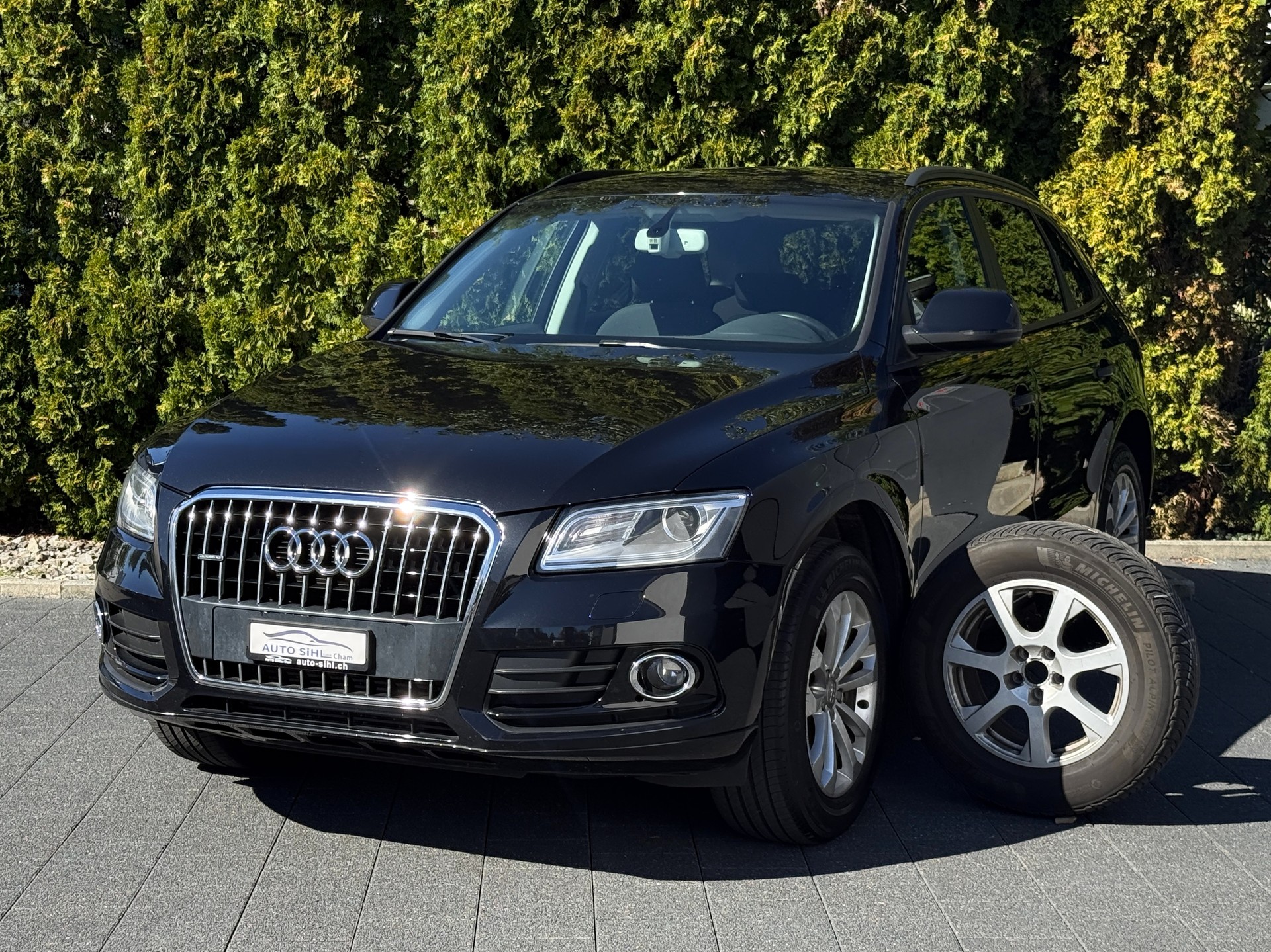 AUDI Q5 2.0 TDI quattro S-tronic / Mit Anhängerkupplung-image-1