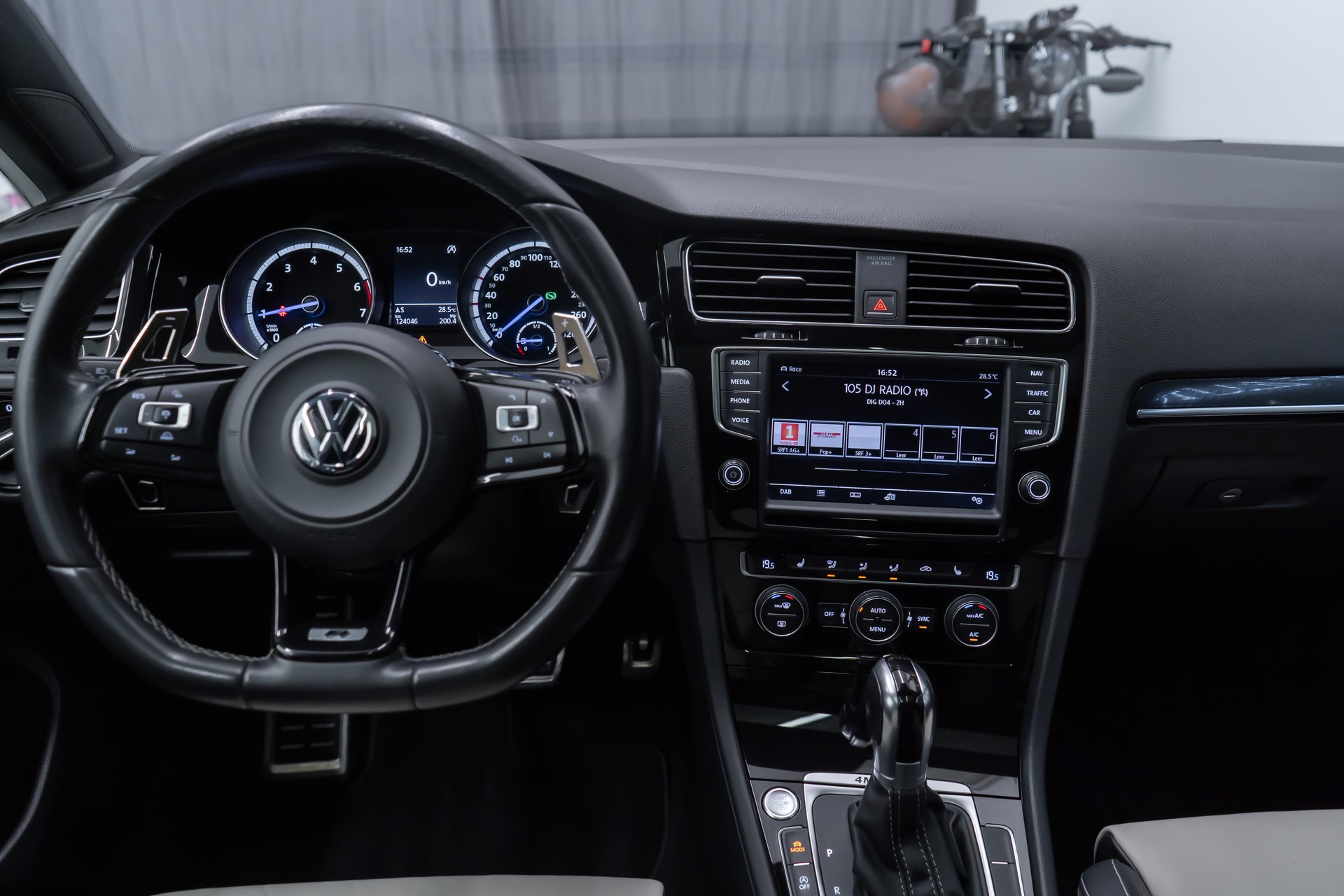 VW Golf 2.0 TSI R 4Motion DSG / SILVER-ROCKET / CARPI-TUNING-image-18