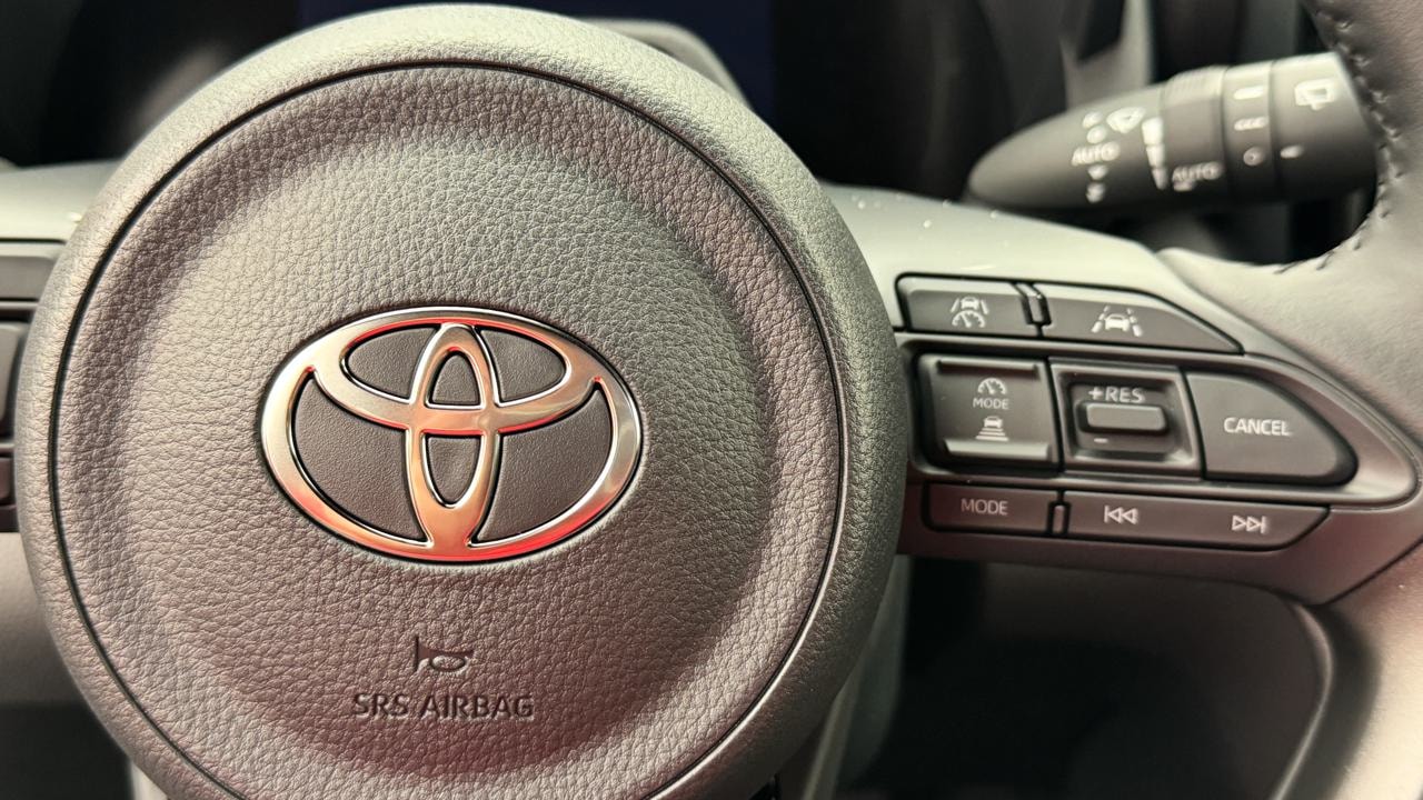 TOYOTA Yaris Cross 1.5 Style e-CVT-image-9