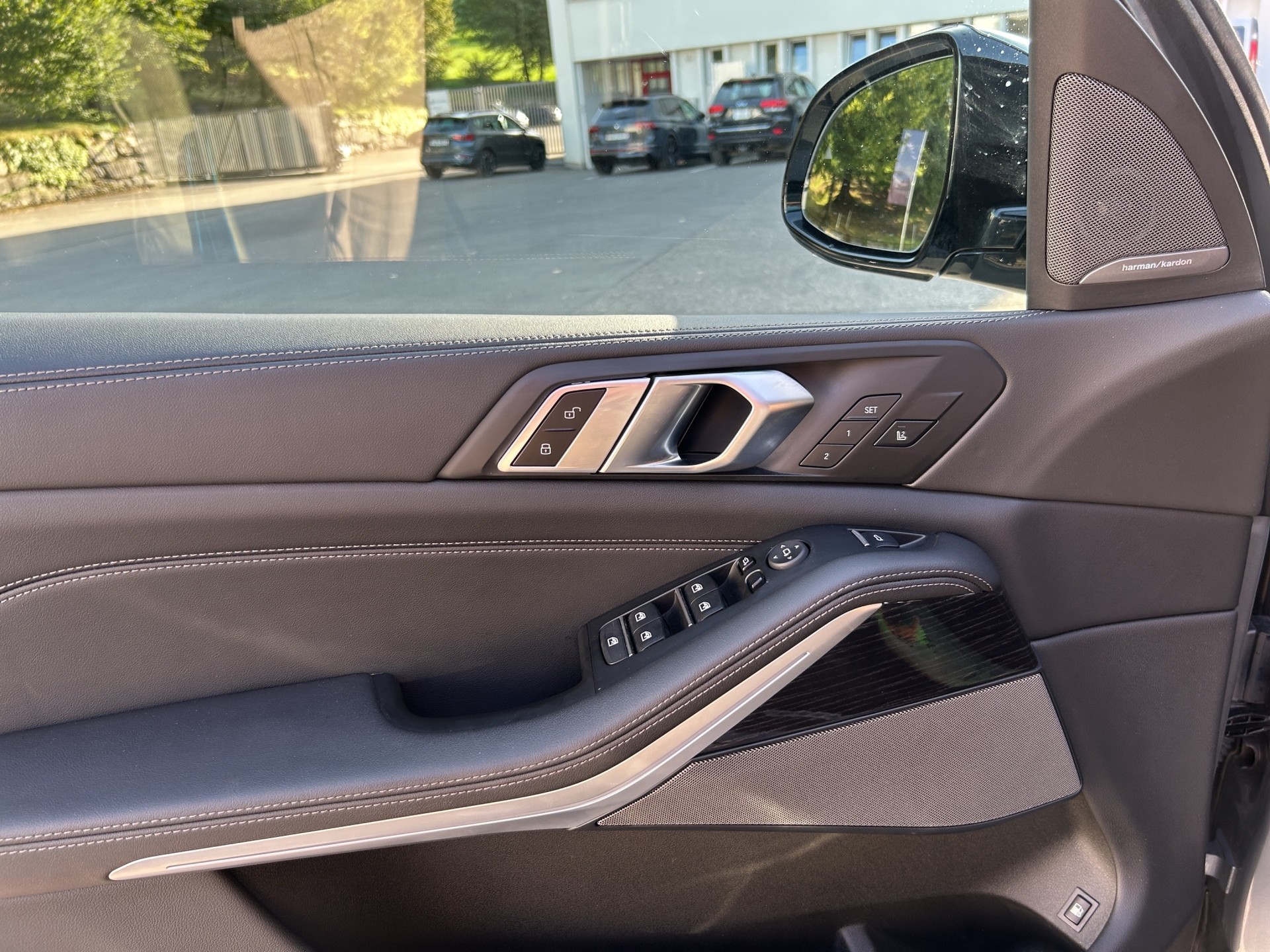 BMW X5 xDrive 50e M Sport Pro Steptronic-image-12