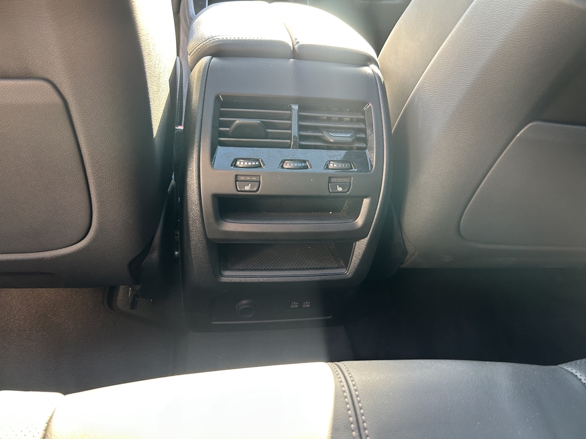 BMW X5 xDrive 50e M Sport Pro Steptronic-image-18