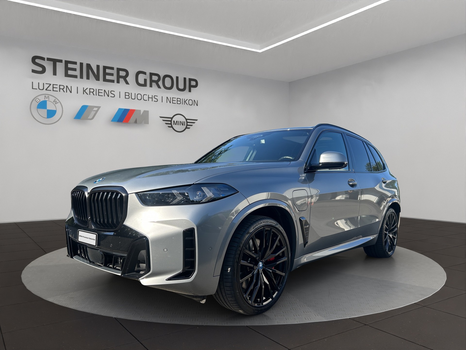BMW X5 xDrive 50e M Sport Pro Steptronic-image-0