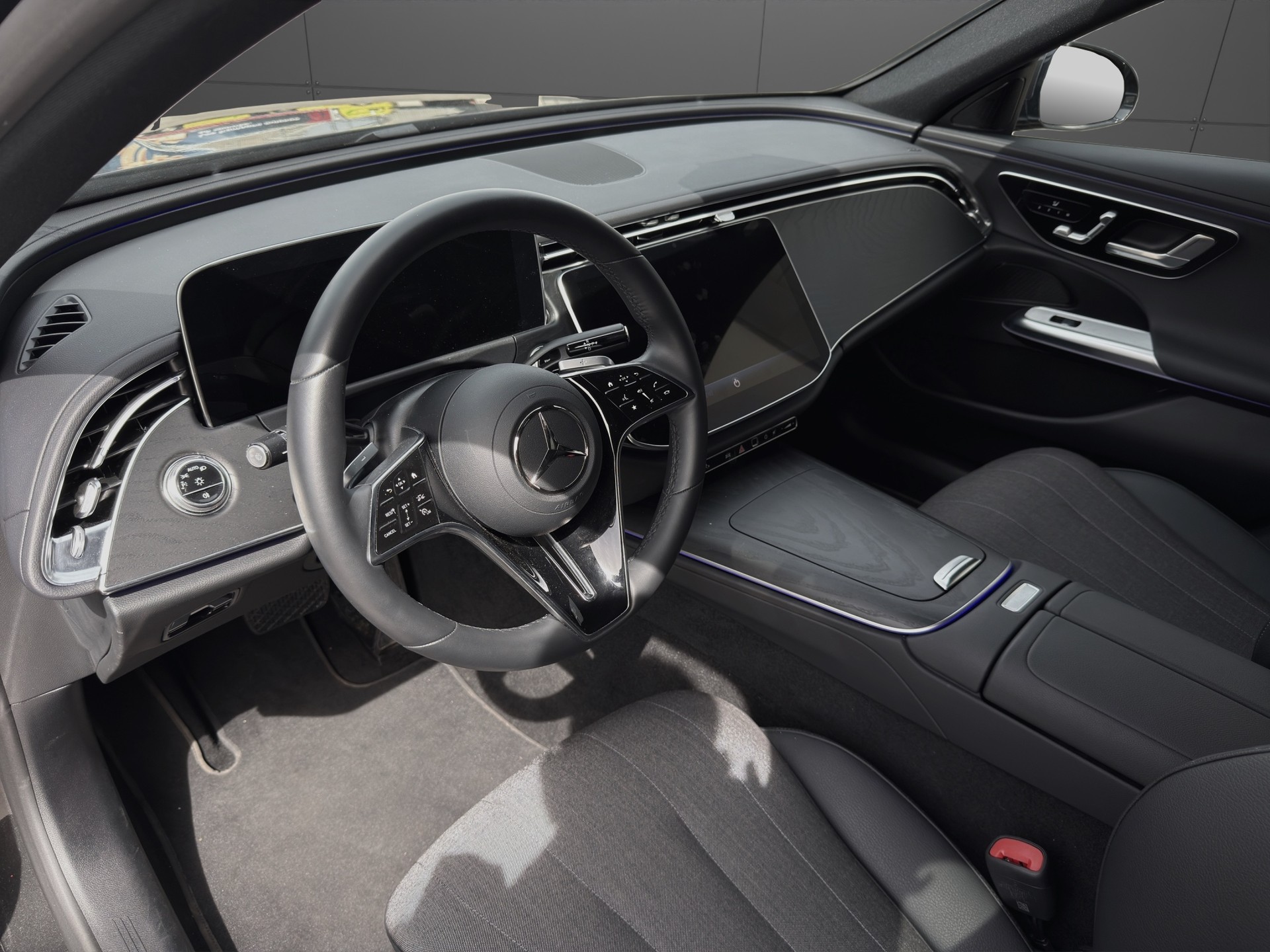 MERCEDES-BENZ E 220 d T 4Matic 9G-Tronic-image-7