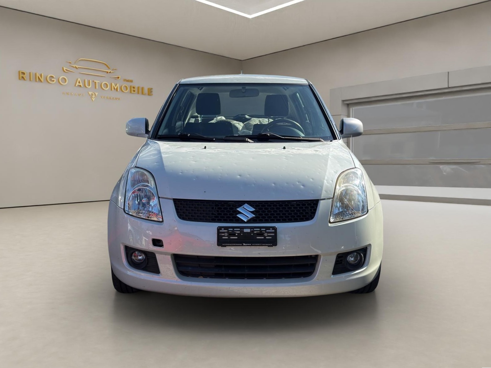 SUZUKI Swift 1.3i 16V GL Top Piz Sulai LE 4x4-image-1