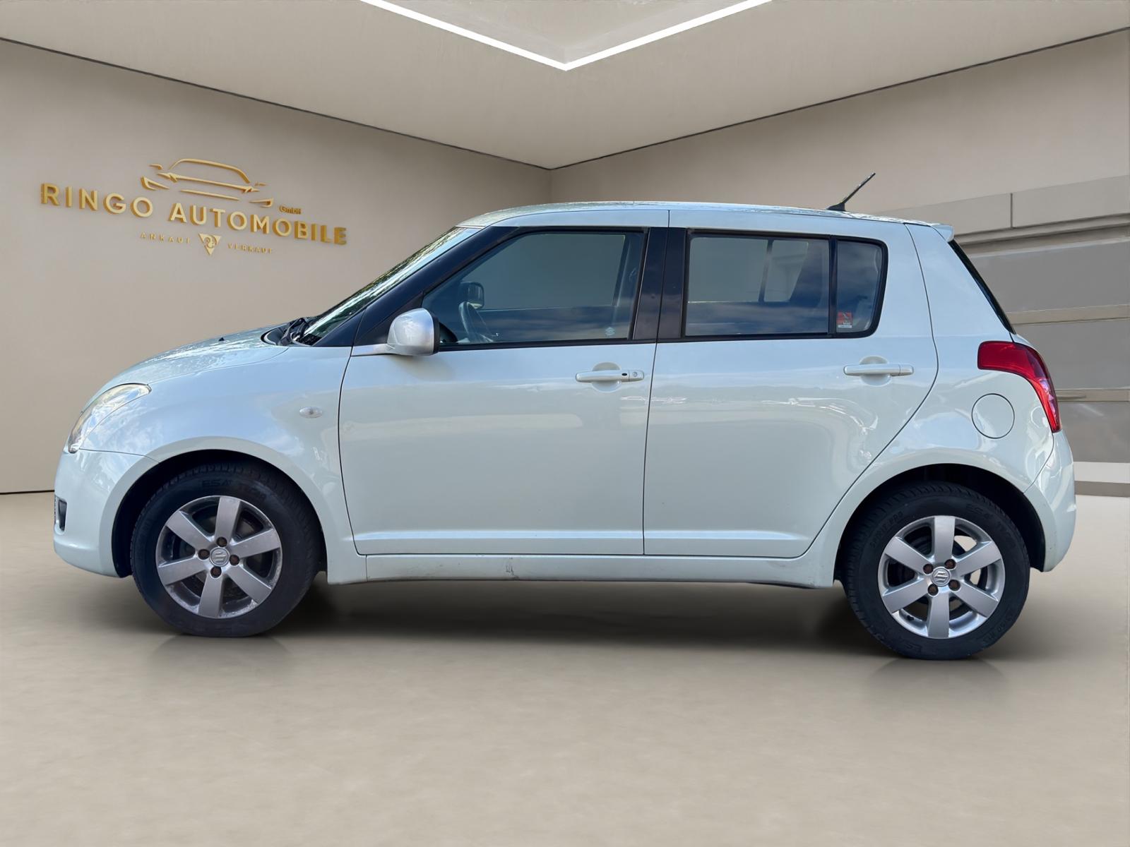 SUZUKI Swift 1.3i 16V GL Top Piz Sulai LE 4x4-image-2