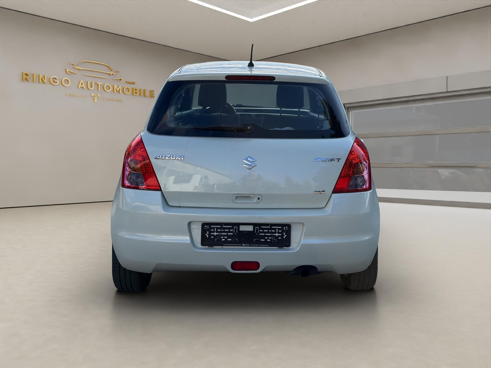 SUZUKI Swift 1.3i 16V GL Top Piz Sulai LE 4x4-image-4