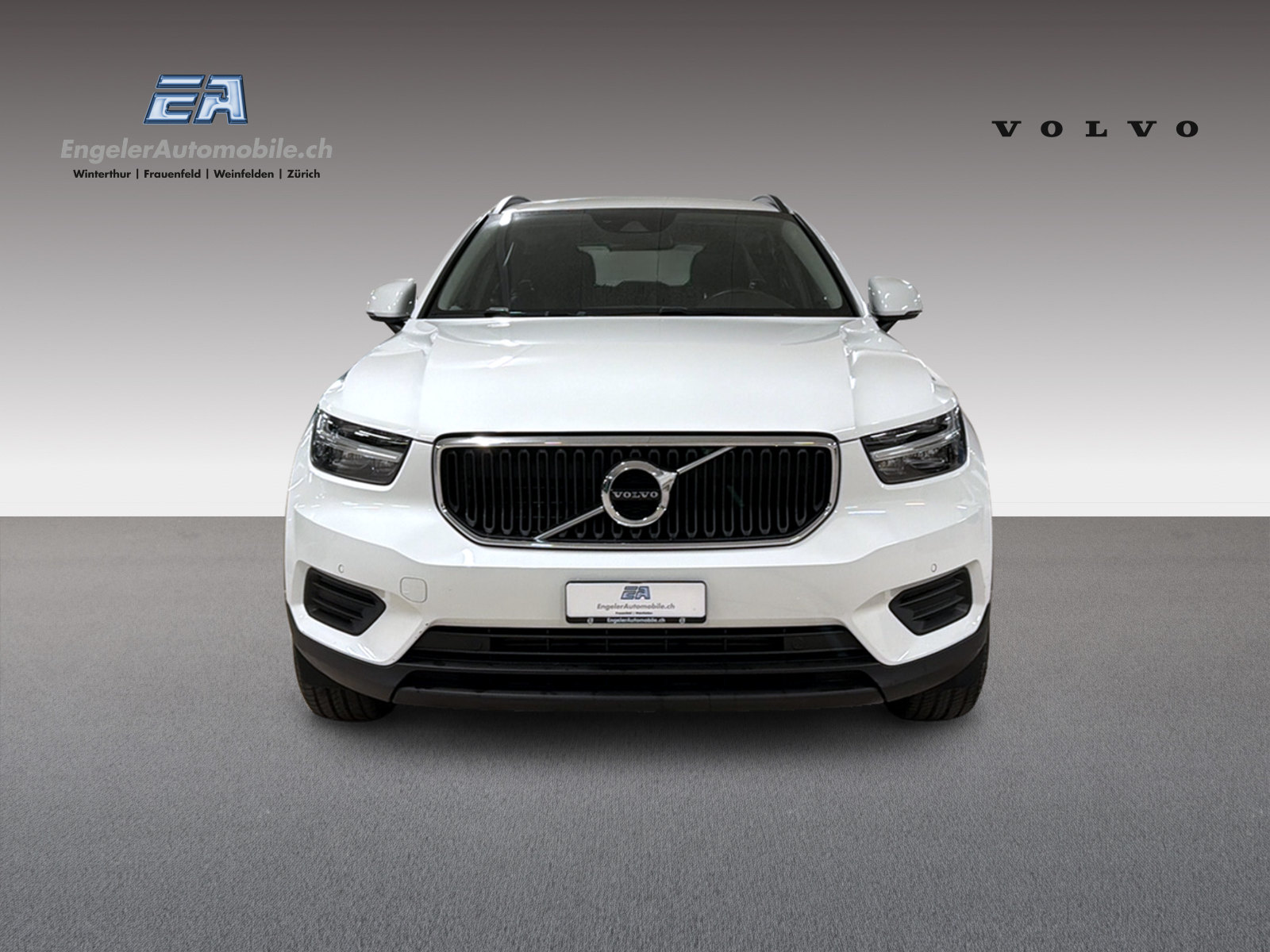 VOLVO XC40 1.5 T3 Momentum Light-image-1