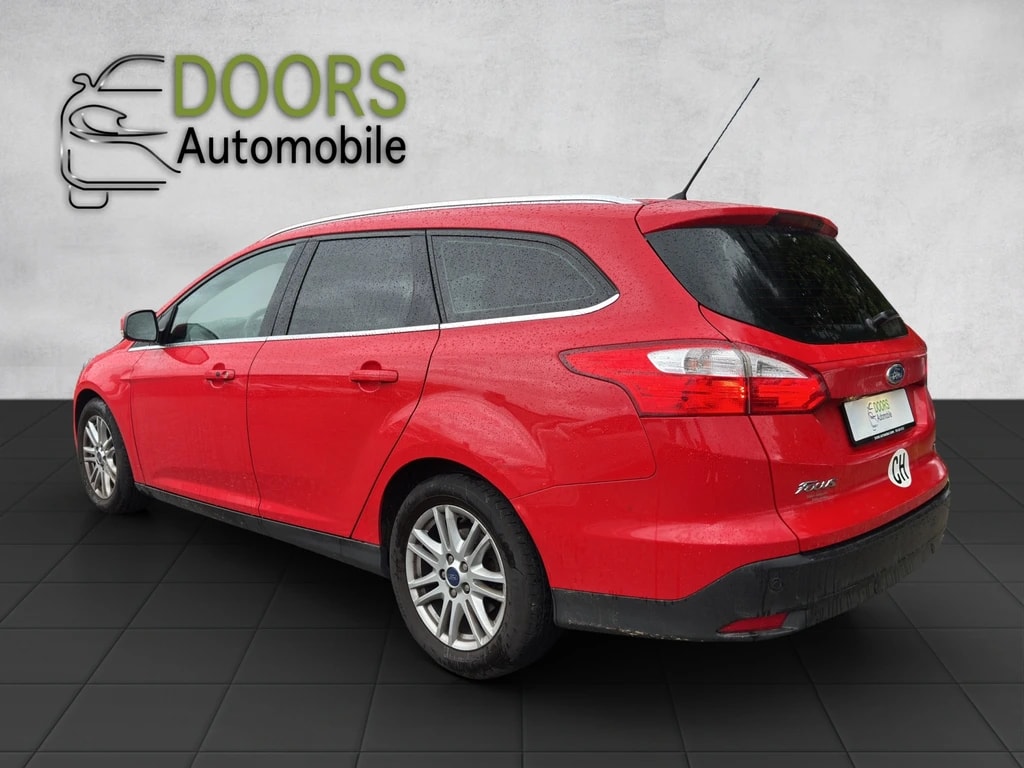 FORD Focus 1.0 SCTi Titanium-image-3