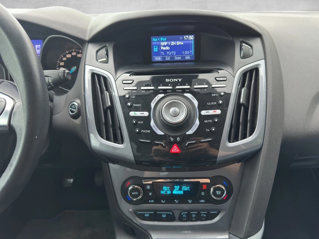FORD Focus 1.0 SCTi Titanium-image-11