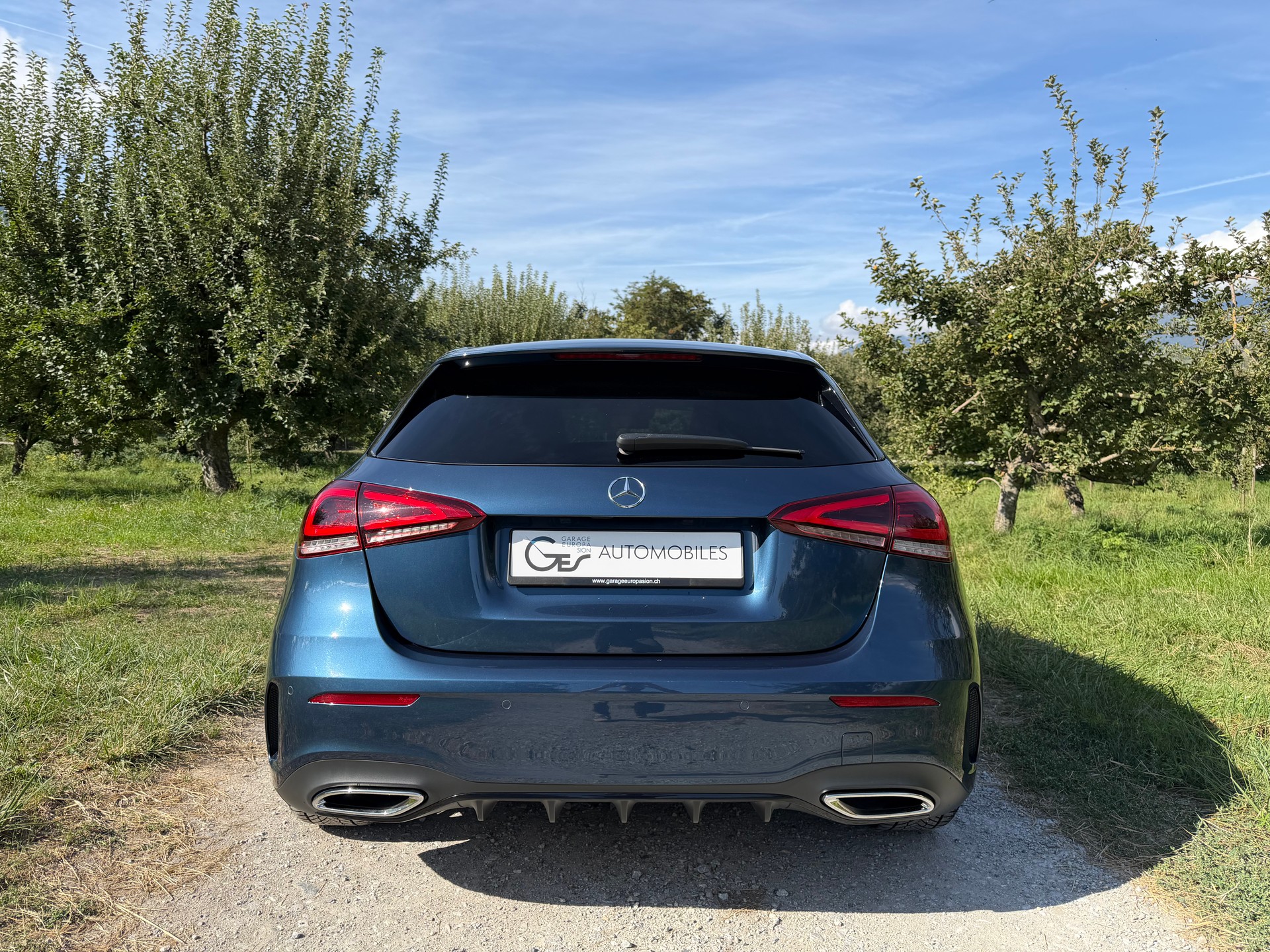 MERCEDES-BENZ A 180 AMG Line 7G-DCT-image-5