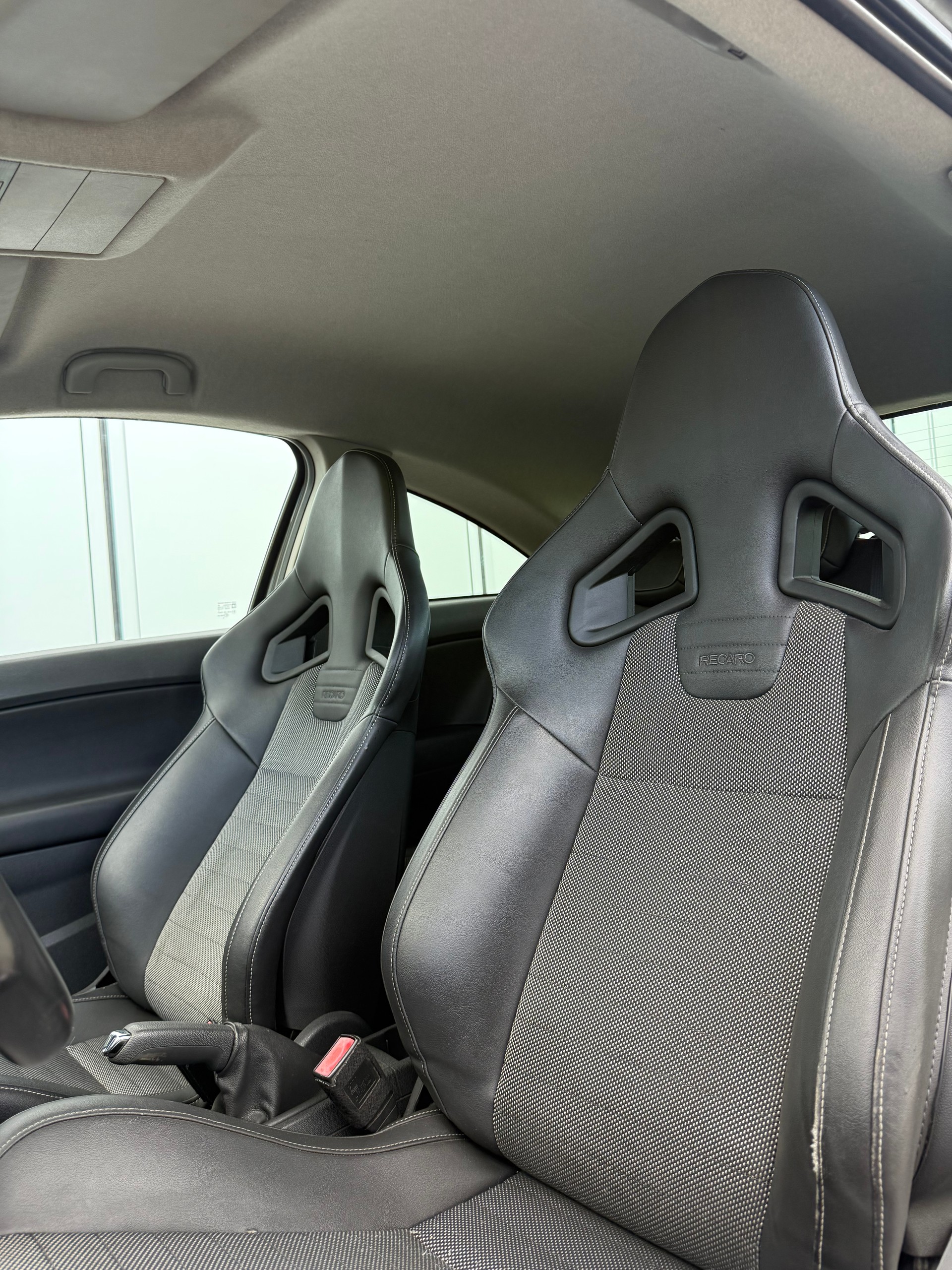 OPEL Corsa 1.6 Turbo OPC-image-11