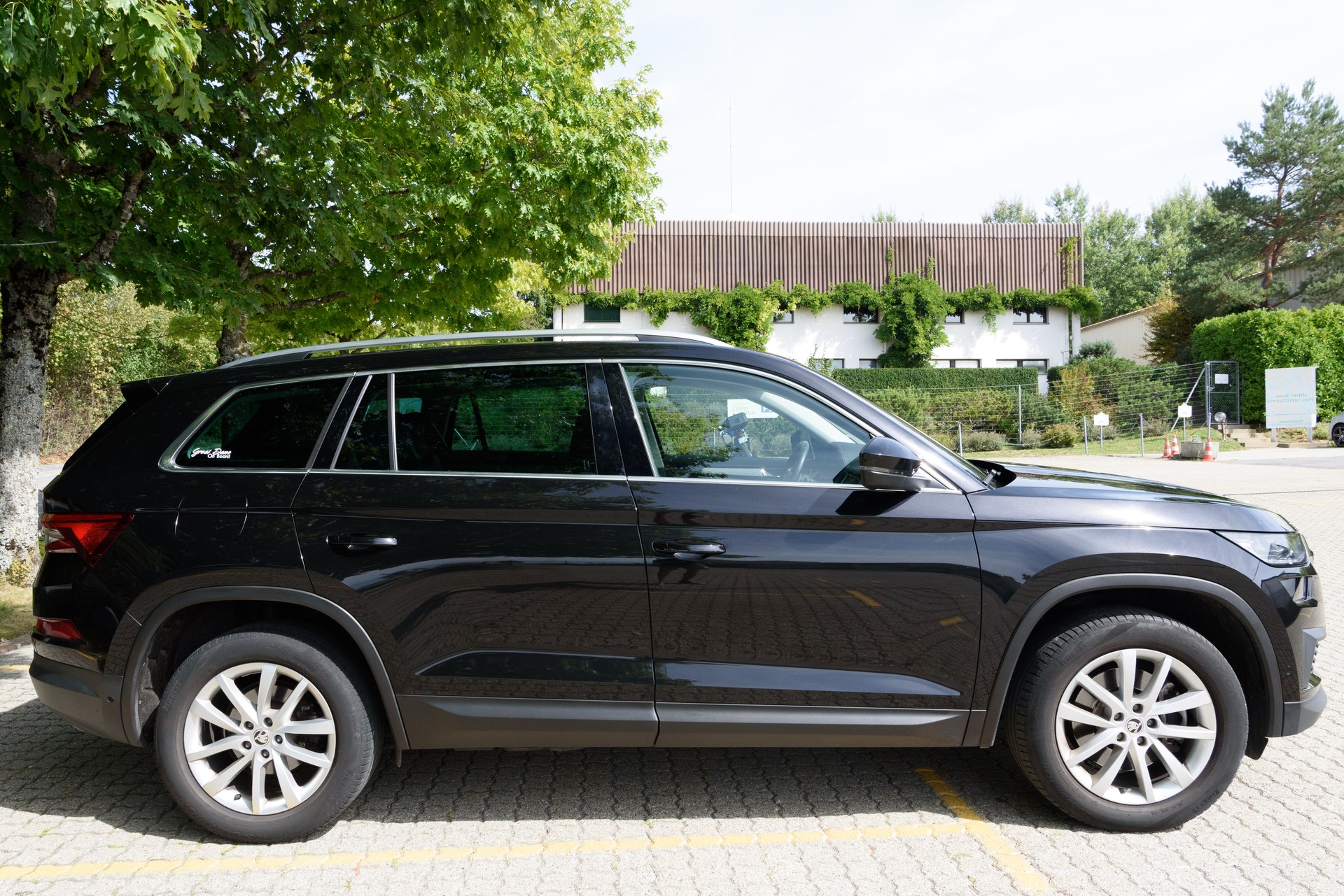 SKODA 2.0 TSI Style DSG-image-3