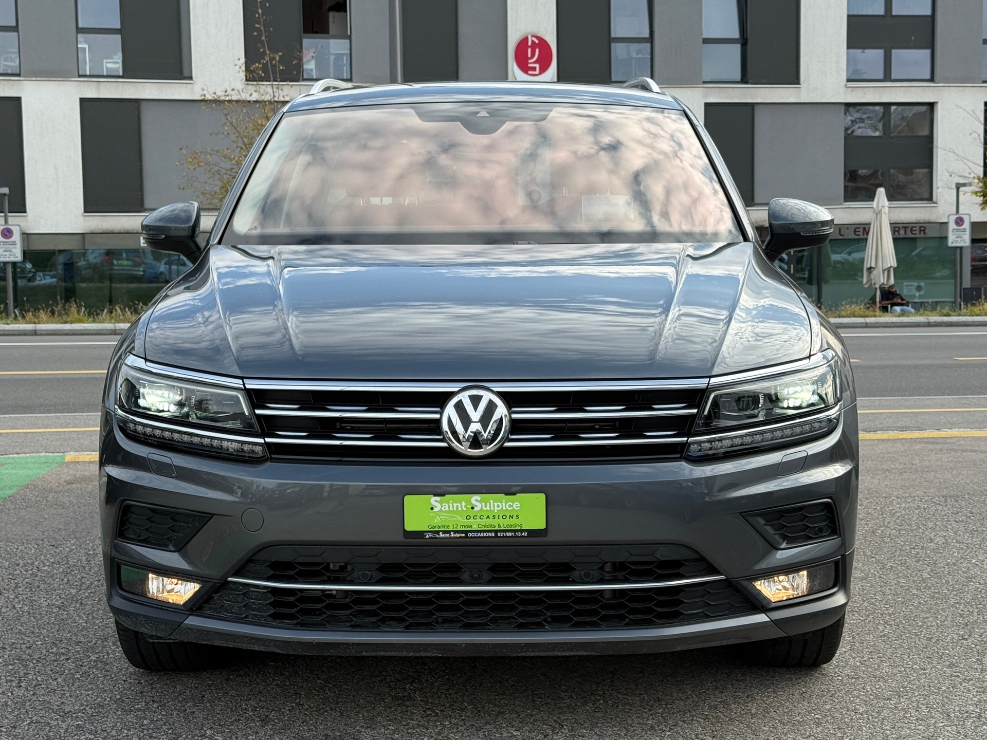 VW Tiguan 2.0TSI Highline 4Motion DSG - Nouvelle Expertise : 25.09.2026 - Crochet l’attelage poids remorquable 2’500 Kg-showroom-element-2