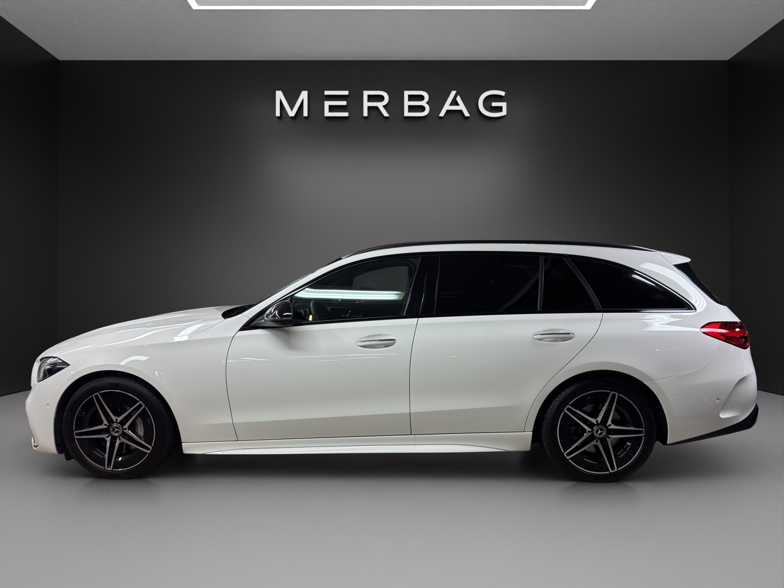 MERCEDES-BENZ C 220 d T 4M Swiss Star-image-1