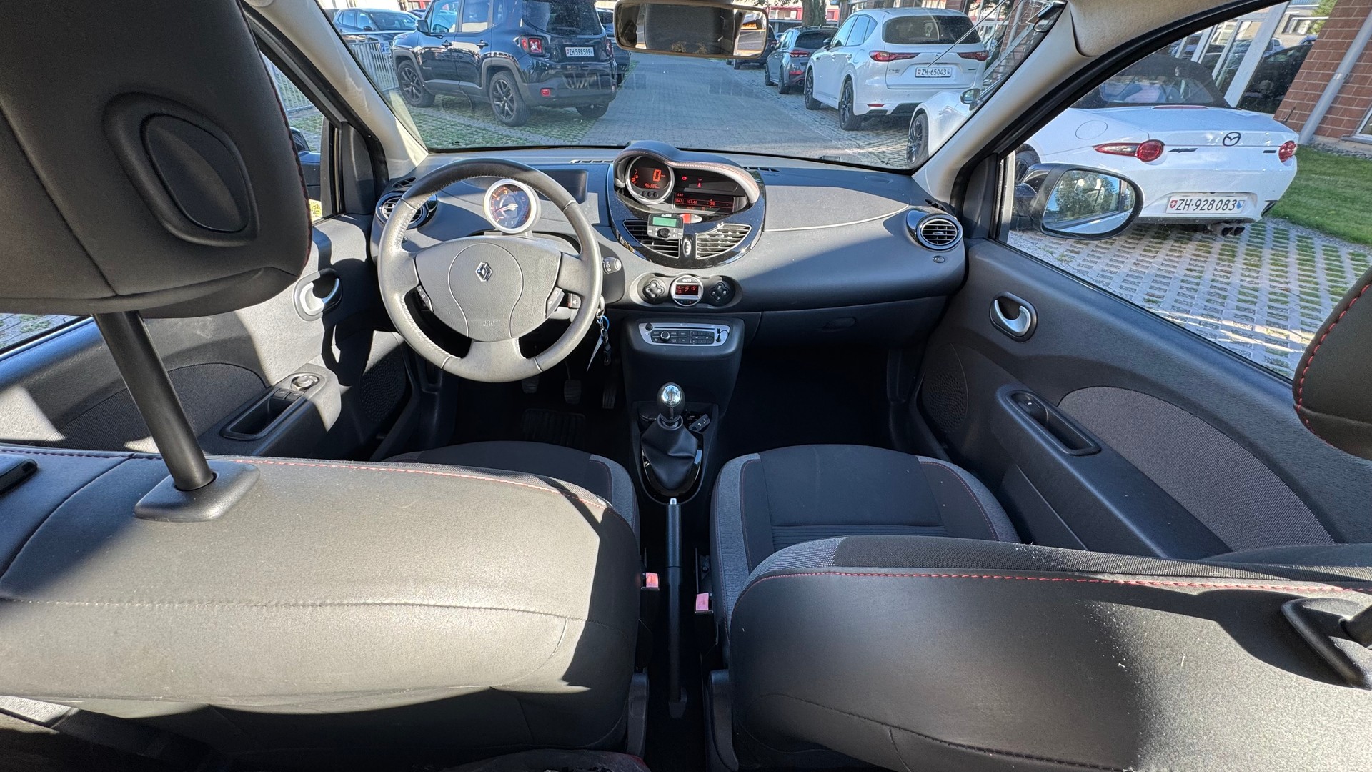 RENAULT Twingo 1.2 16V Dynamique-image-6