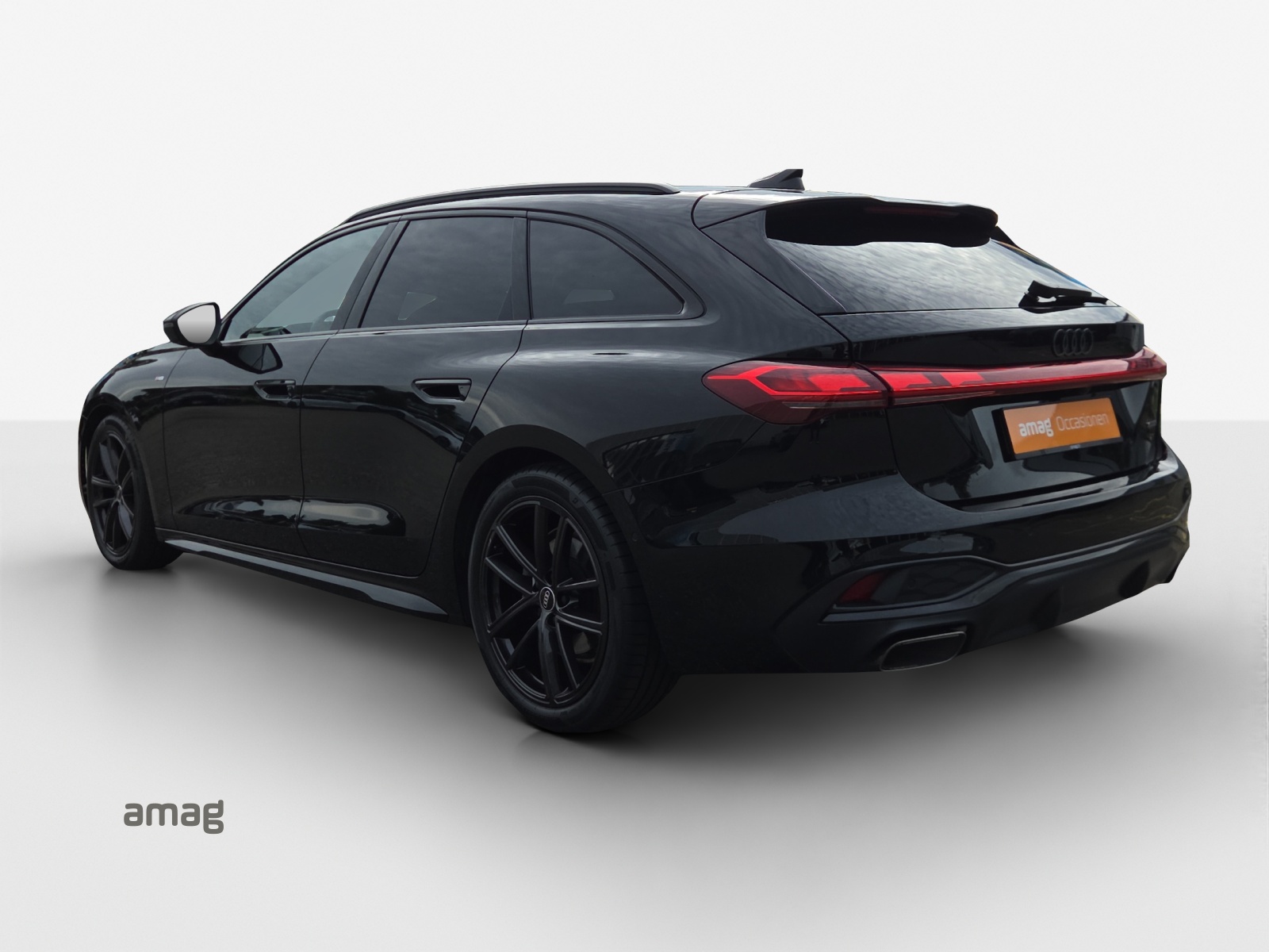 AUDI A5 Avant TFSI quattro 150 kW S tronic-image-2