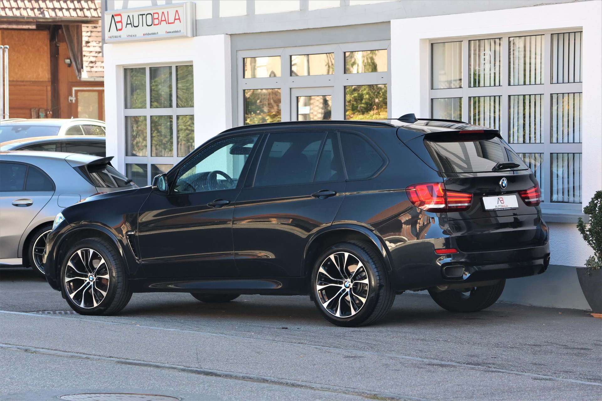 BMW X5 xDrive 30d Steptronic M-Sport (CH)-image-4