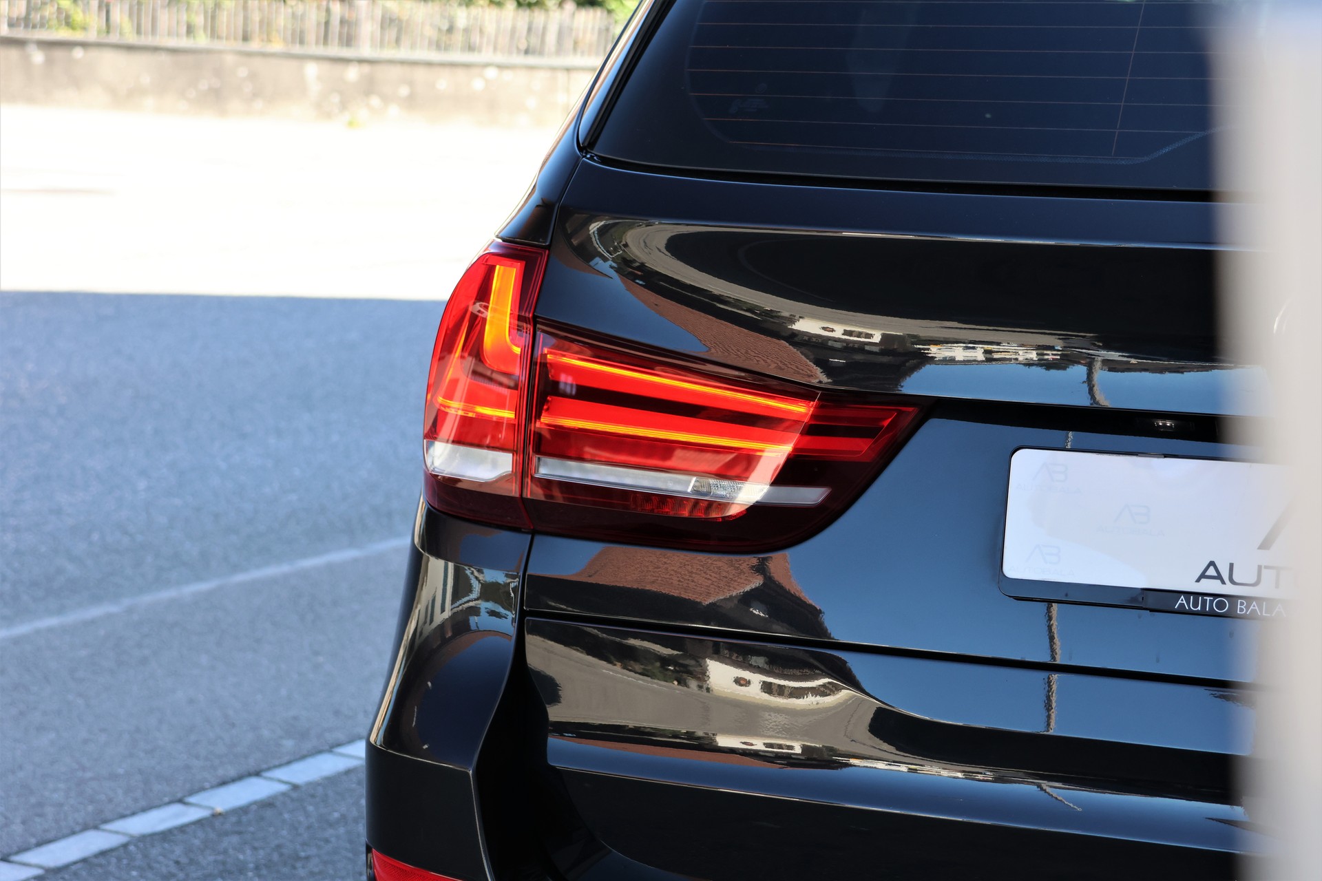 BMW X5 xDrive 30d Steptronic M-Sport (CH)-image-5