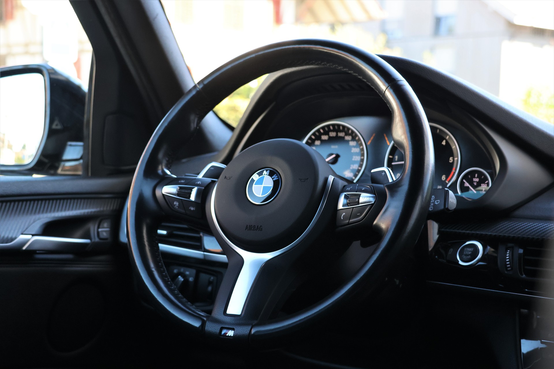 BMW X5 xDrive 30d Steptronic M-Sport (CH)-image-15