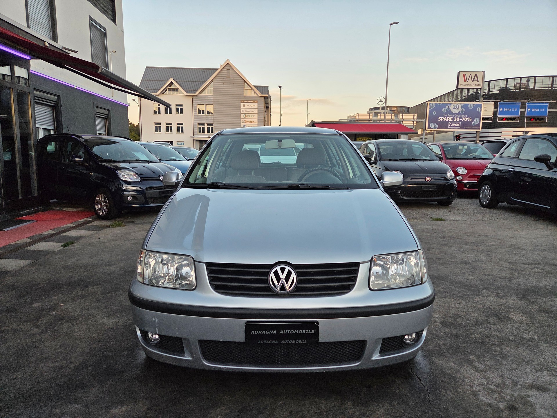 VW Polo 1.4 16V Comfortline Automat-image-8