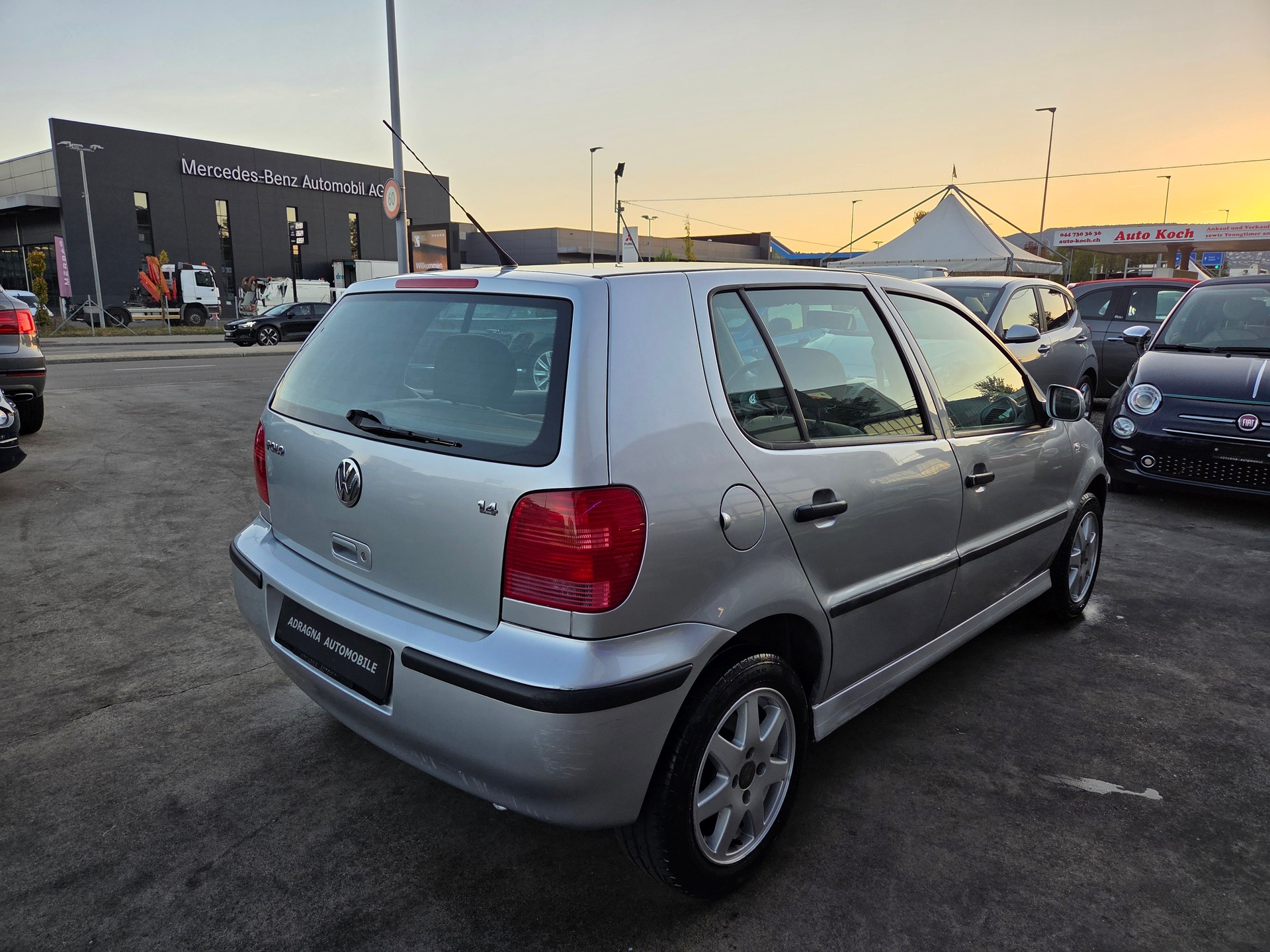 VW Polo 1.4 16V Comfortline Automat-image-6