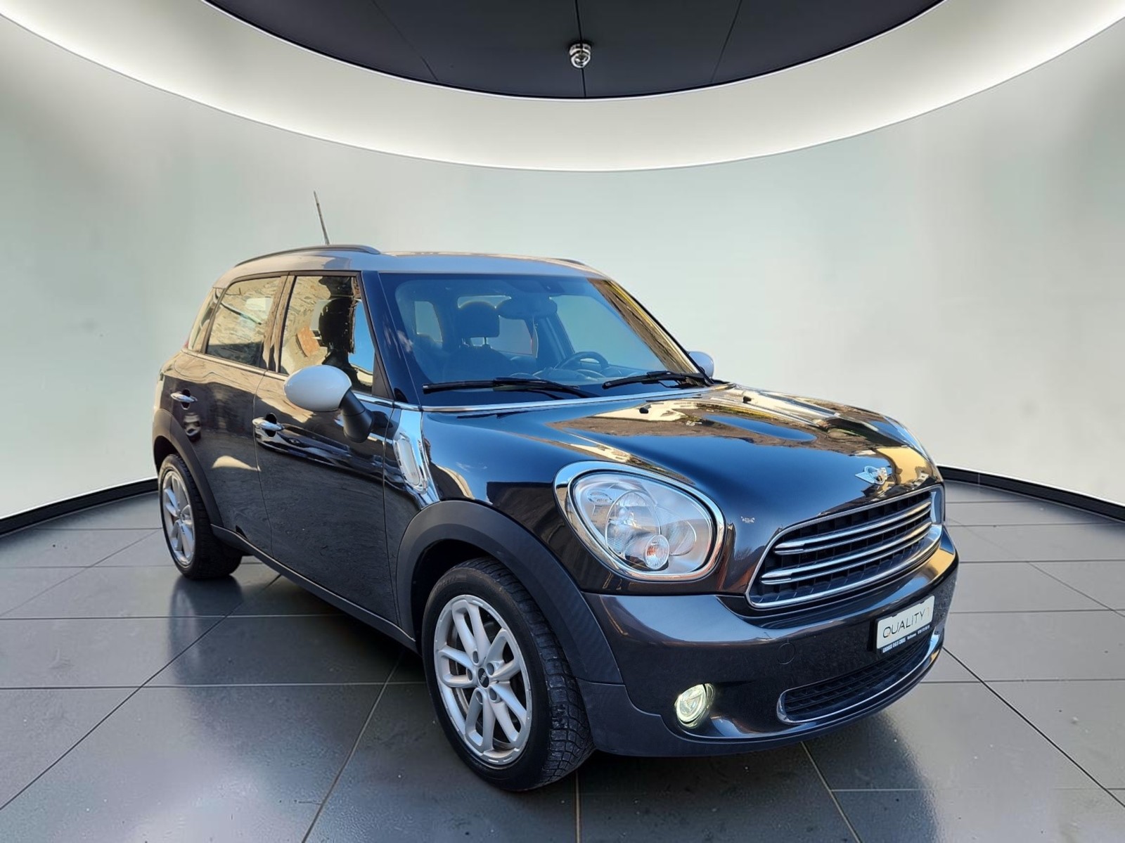 MINI Countryman Cooper D FWD Steptronic-image-2