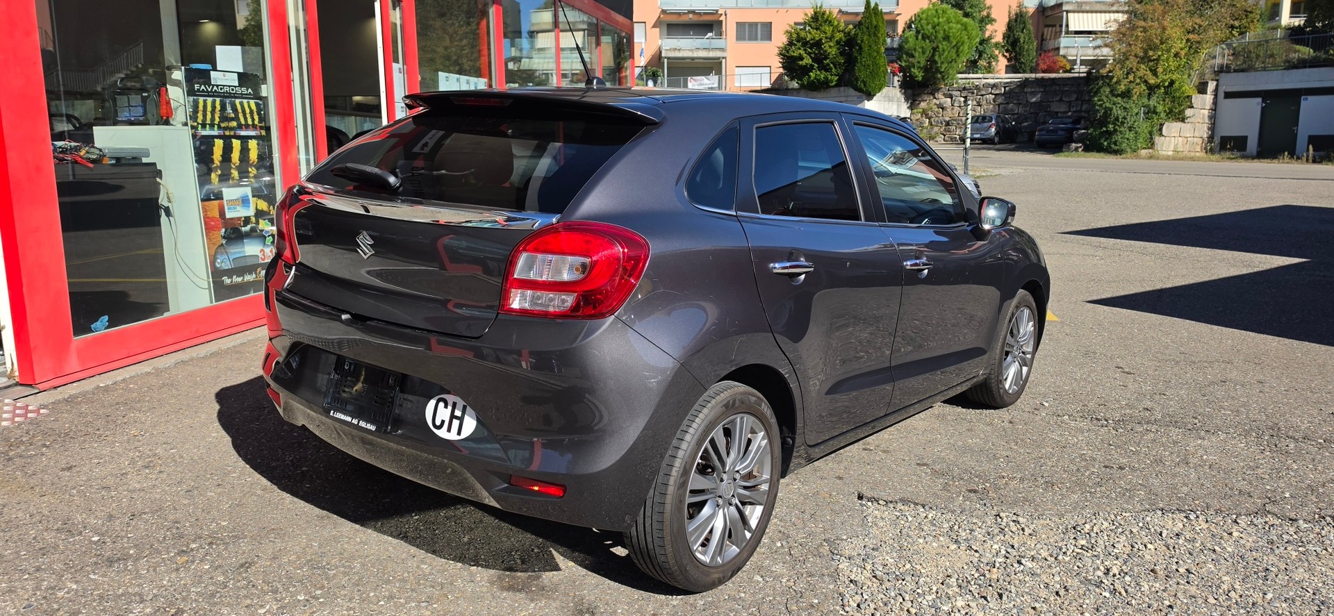 SUZUKI Baleno 1.2i Compact Top Hybrid-image-3