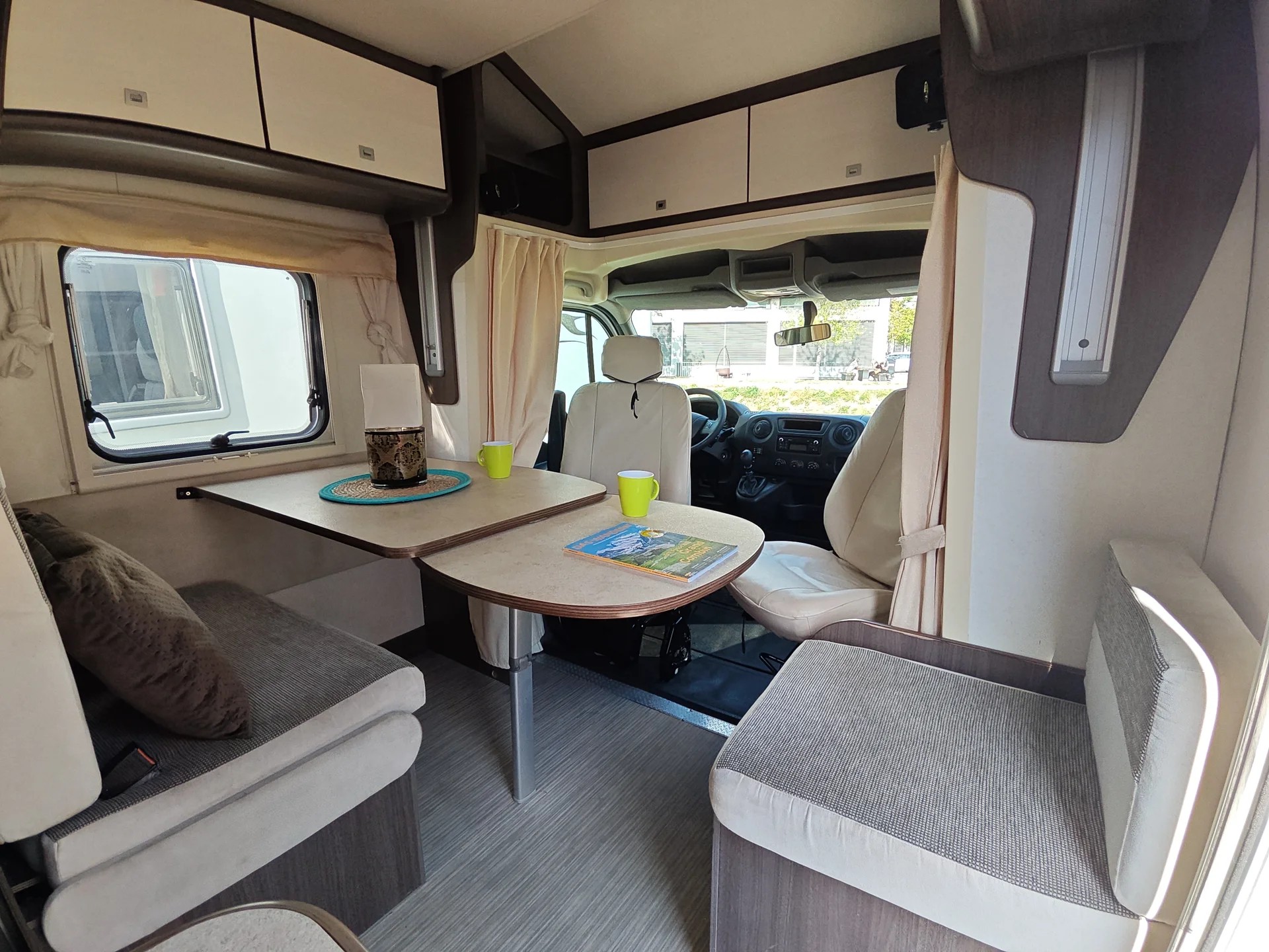 RIMOR ADR *** Traumhaftes Familien-Wohnmobil mit Top-Ausstattung ***-image-12