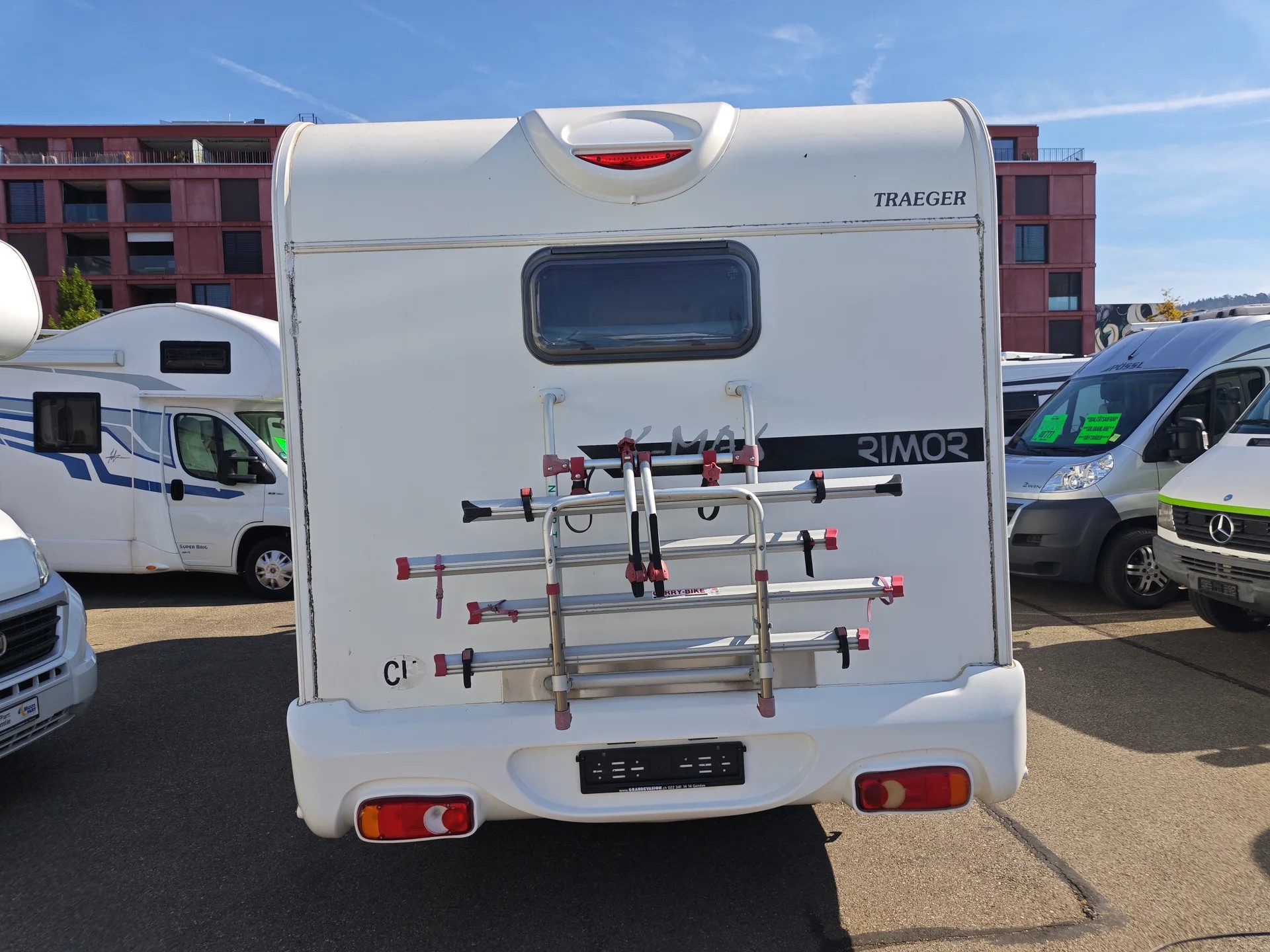RIMOR ADR *** Traumhaftes Familien-Wohnmobil mit Top-Ausstattung ***-image-2