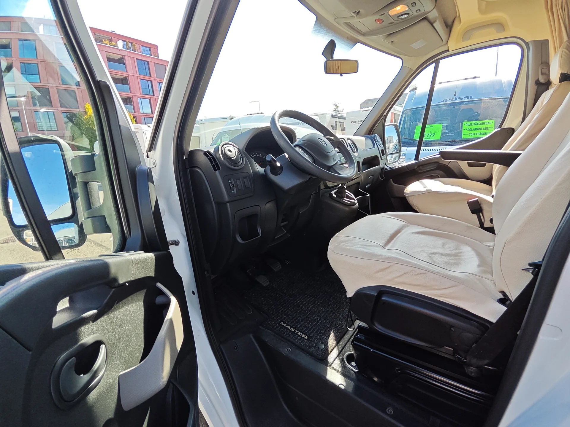 RIMOR ADR *** Traumhaftes Familien-Wohnmobil mit Top-Ausstattung ***-image-9
