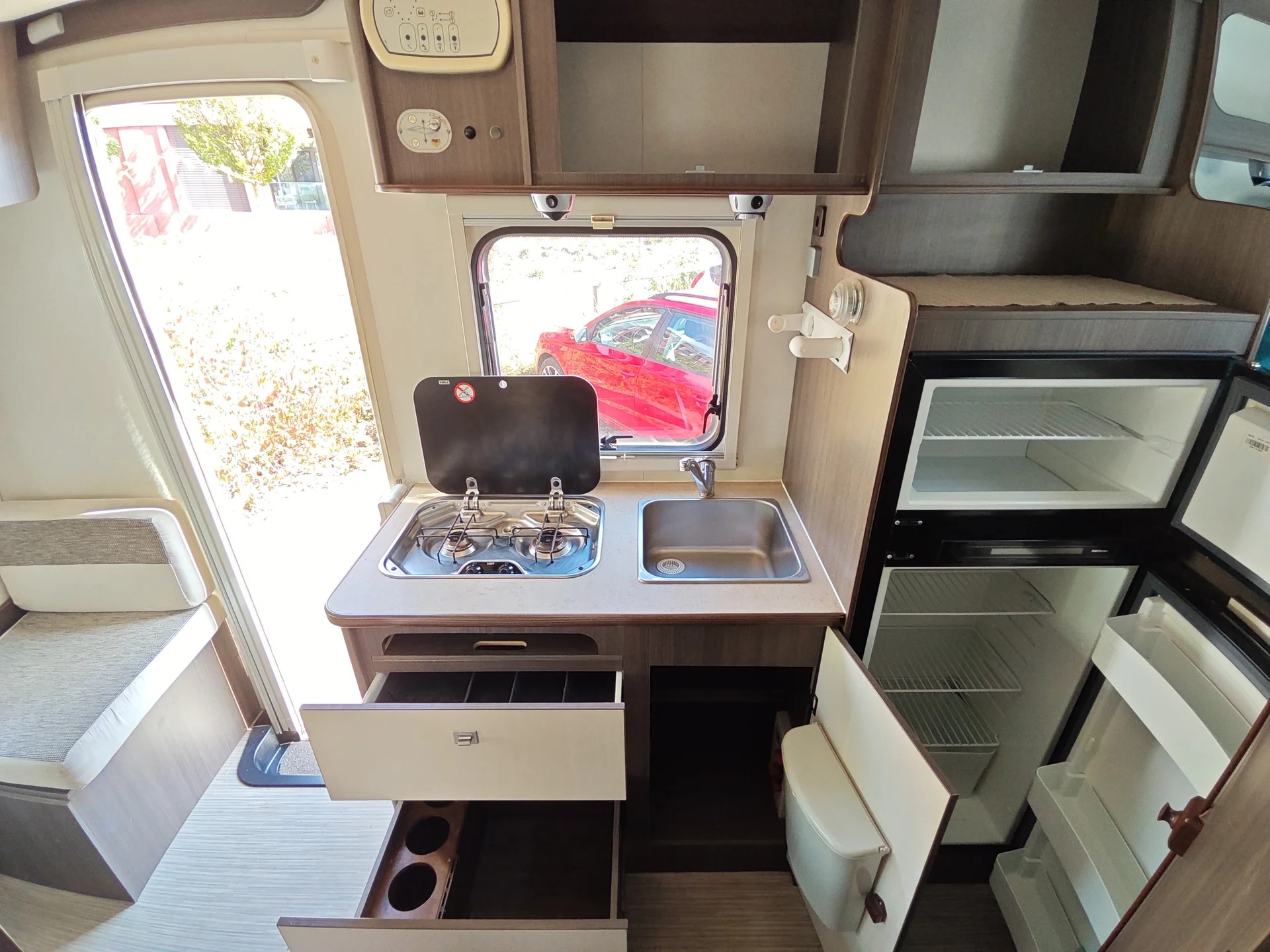 RIMOR ADR *** Traumhaftes Familien-Wohnmobil mit Top-Ausstattung ***-image-16