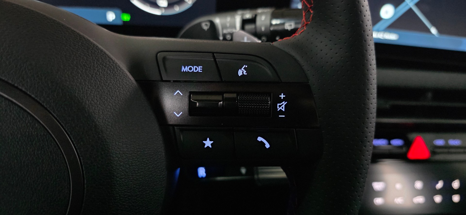 HYUNDAI Tucson 1.6 TGDI PHEV N-Line 4WD *ACC*LaneAssist*Rückfahrkamera*Sitz-&Lenkradheizung*CarPlay&AndroidAuto*-image-12