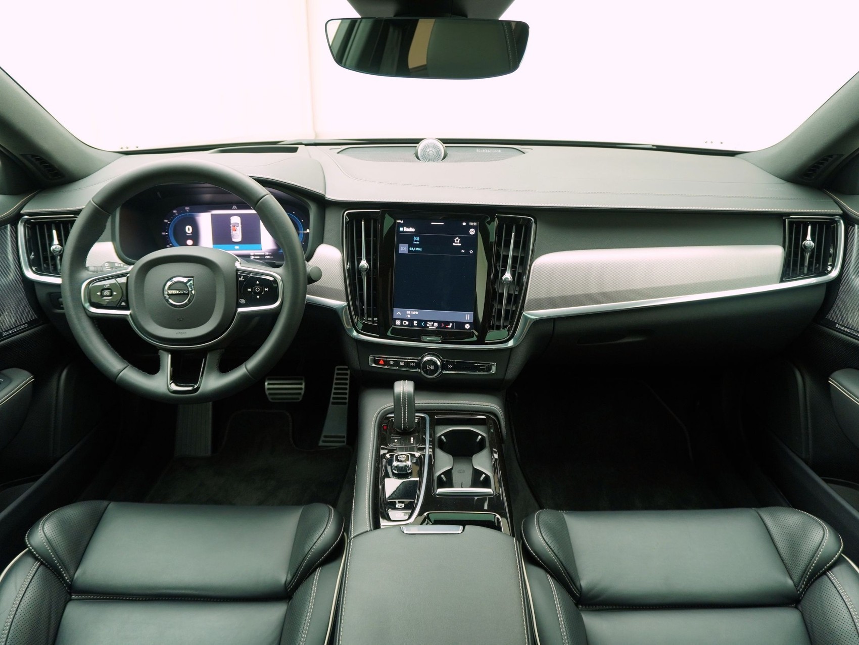 VOLVO S90 2.0 T8 TE R-Design e AWD-image-14