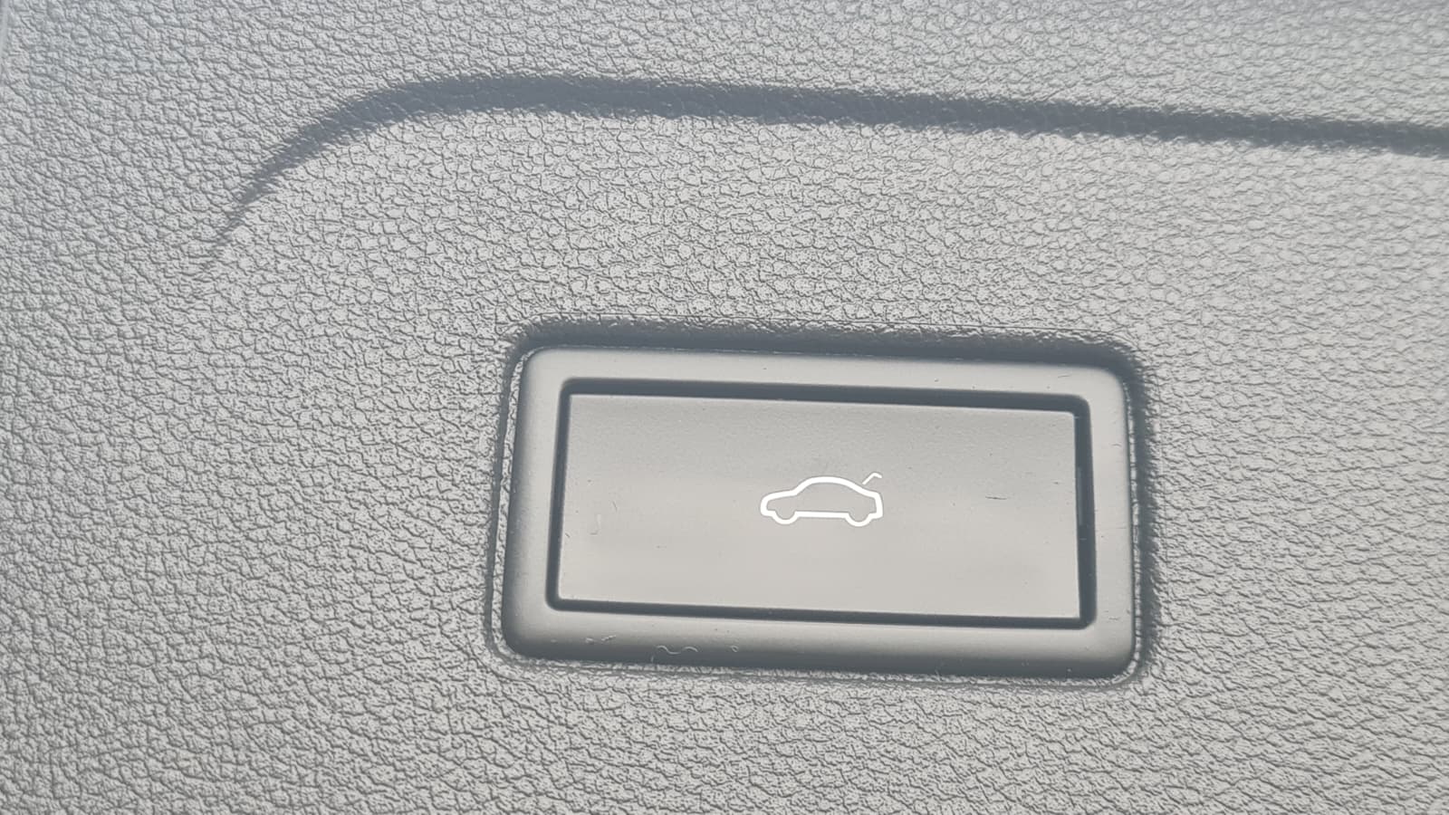 VW Touran 2.0 TDI BlueMotion Technology Highline DSG ** Gr-Navi ** RF-Kamera ** Abstandsregelsysteme ** Sitzheizung ** Modell 2023-image-10