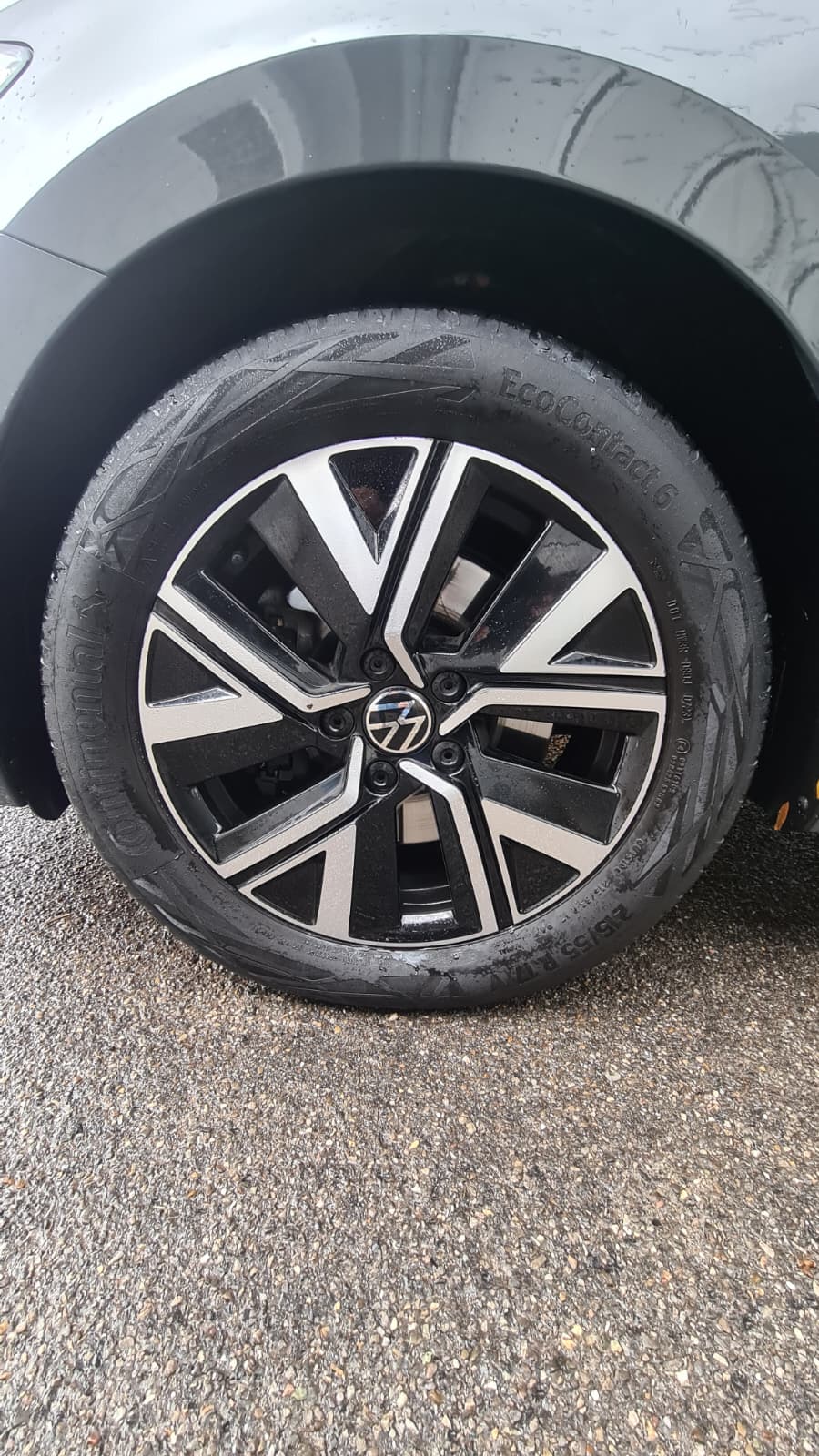 VW Touran 2.0 TDI BlueMotion Technology Highline DSG ** Gr-Navi ** RF-Kamera ** Abstandsregelsysteme ** Sitzheizung ** Modell 2023-image-20