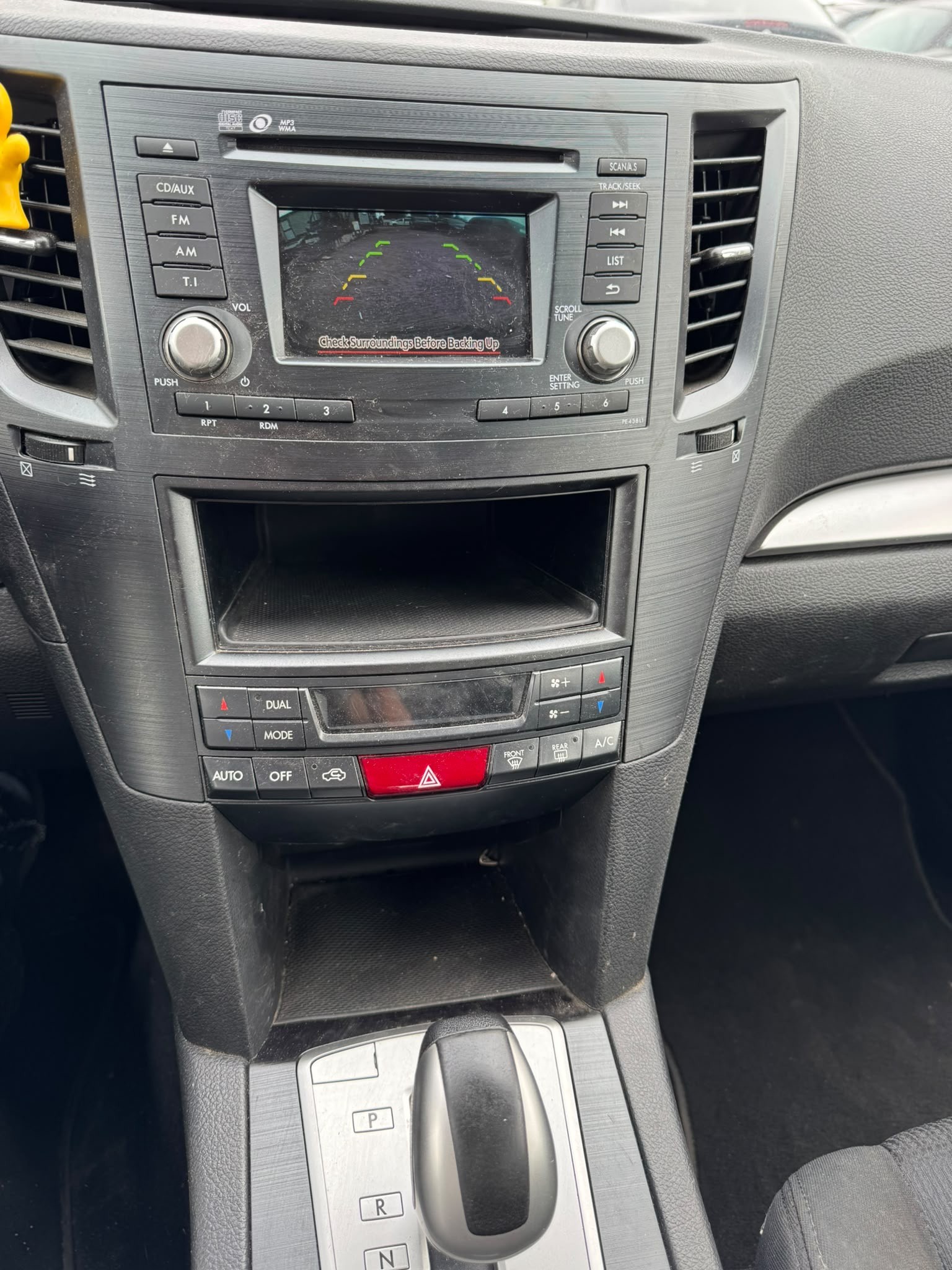 SUBARU Legacy 2.0i Advantage AWD Lineartronic-image-12
