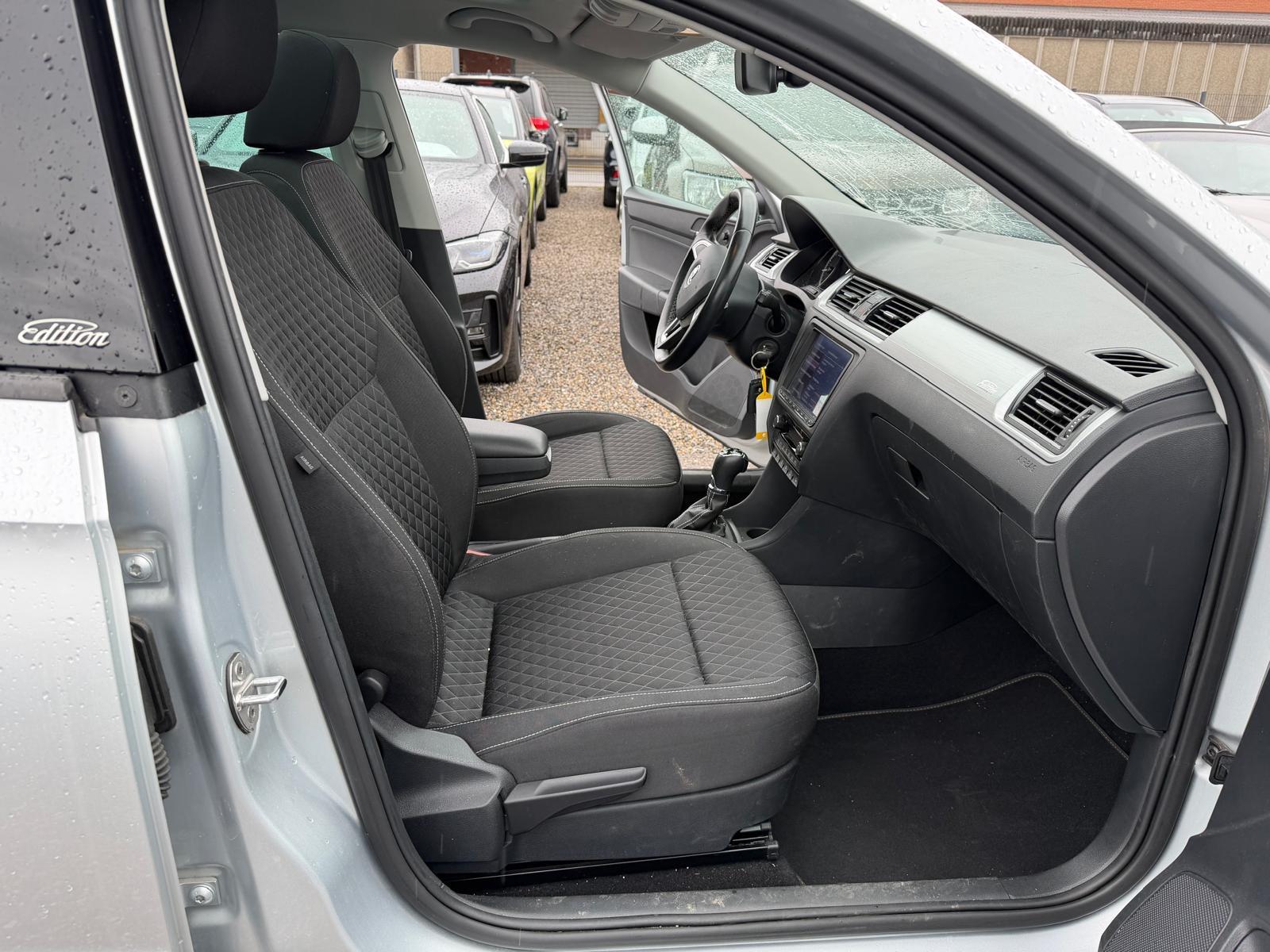 SKODA Rapid Spaceback 1.2 TSI Swiss Edition DSG-image-9
