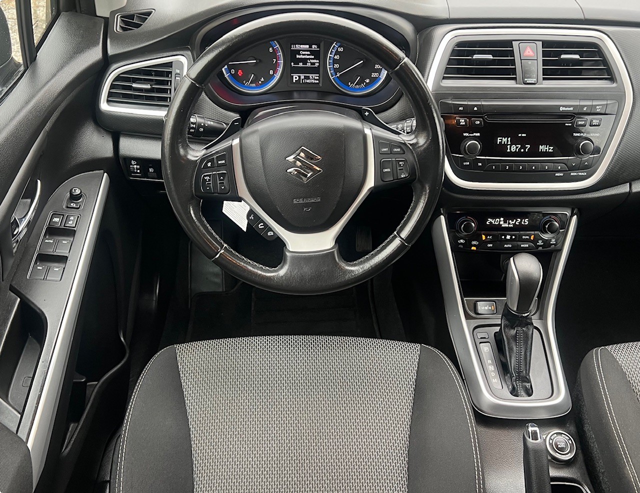 SUZUKI SX4 S-Cross 1.6 16V GL 4WD CVT7-image-10
