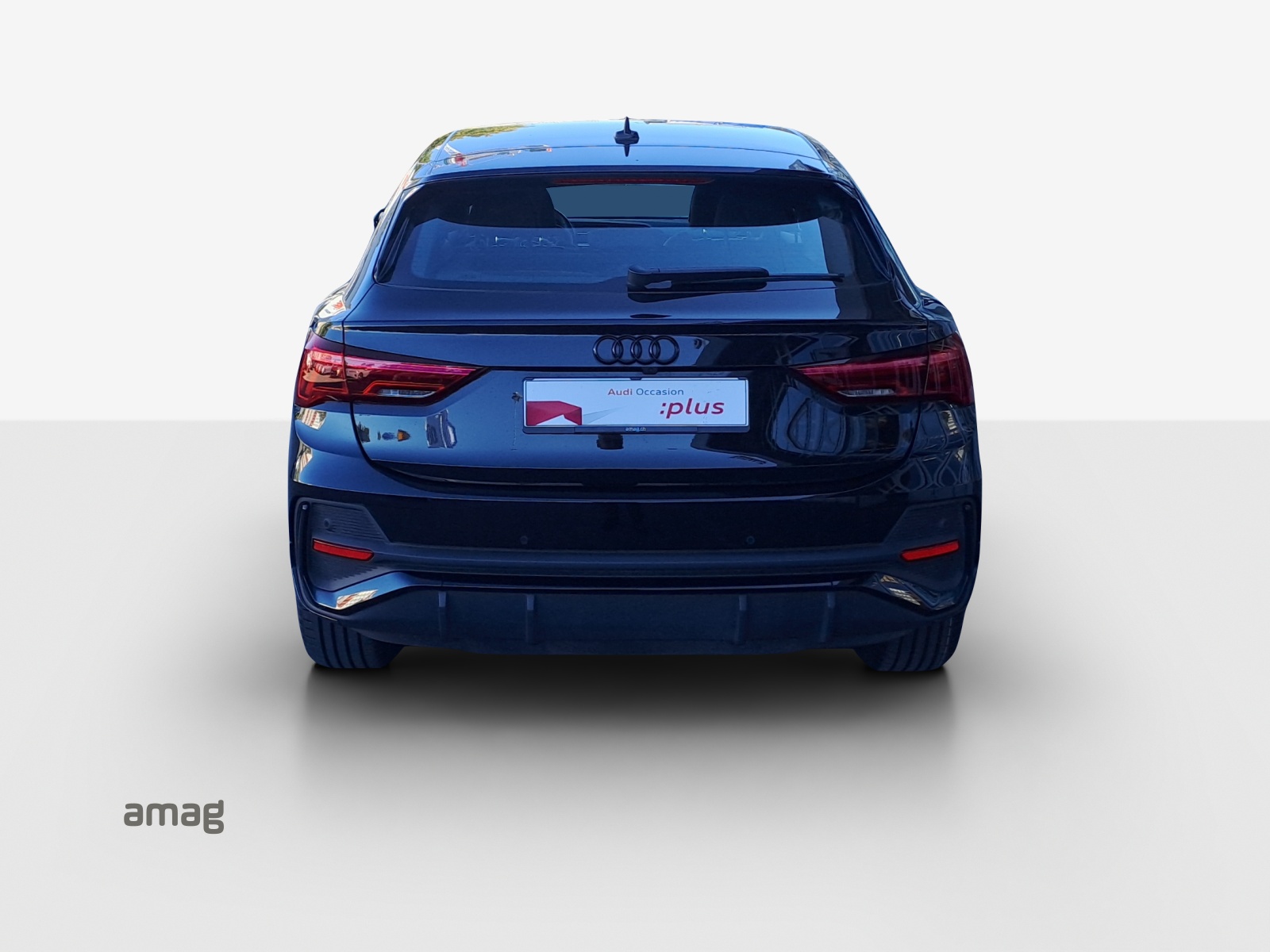 AUDI Q3 Sportback 35 TFSI S line Attraction S-tronic-image-3