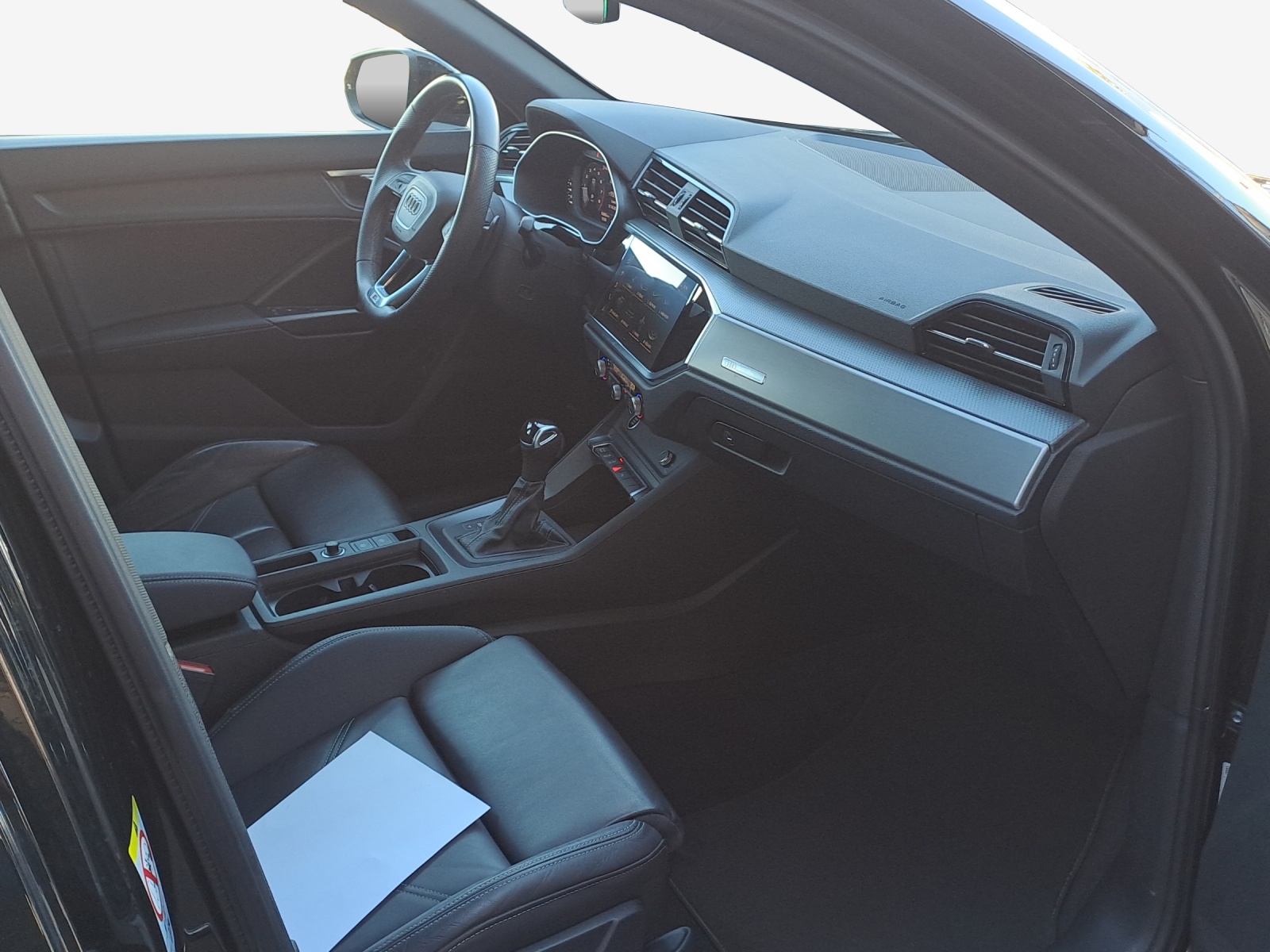 AUDI Q3 Sportback 35 TFSI S line Attraction S-tronic-image-13